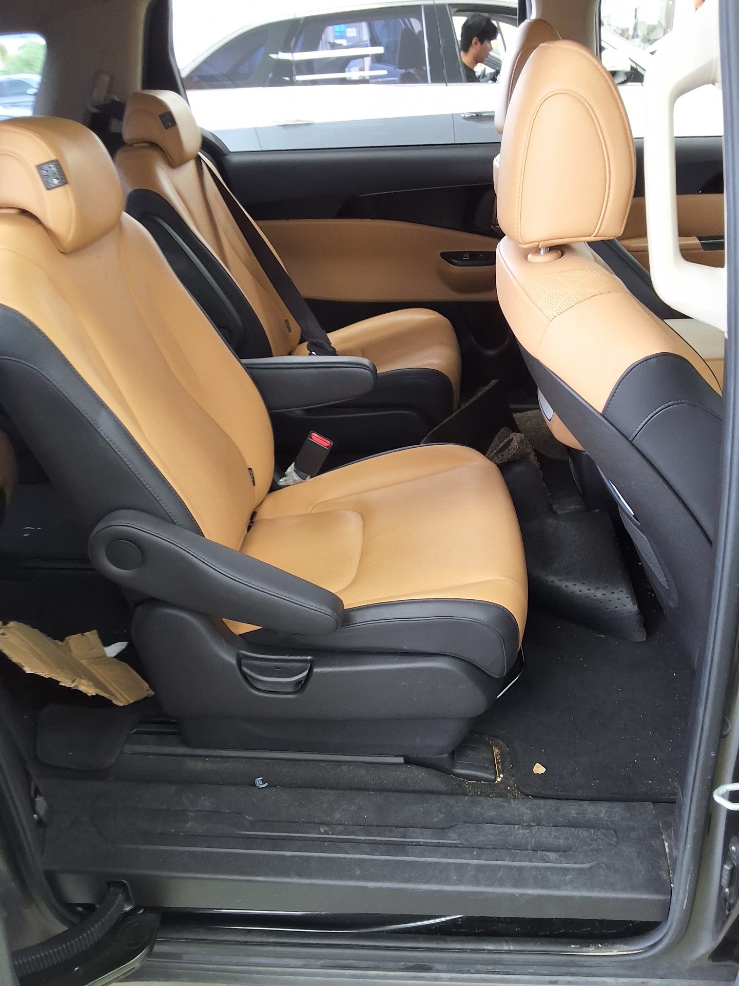 KIA NEW CARNIVAL (KA4) 9-SEATER DIESEL PRESTIGE 2022 - zdjęcie 14