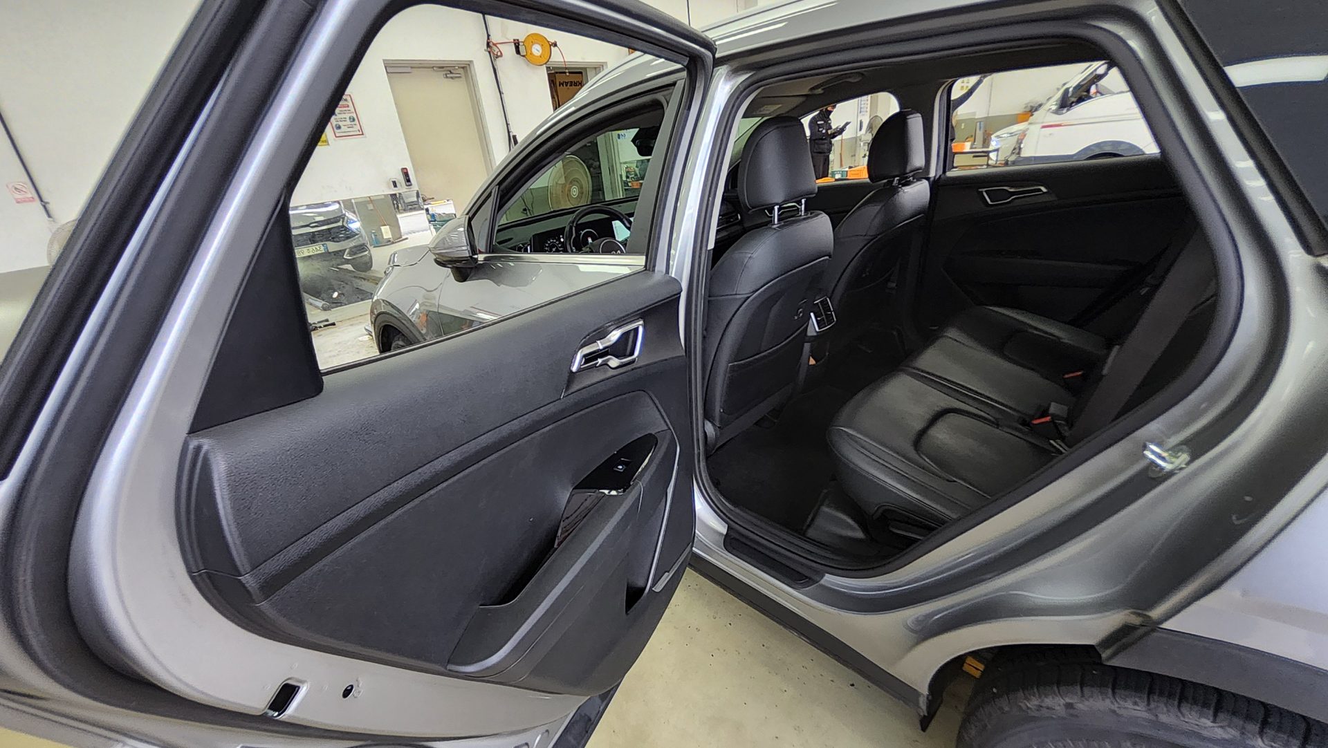 KIA THE ALL NEW SPORTAGE 2.0 DIESEL 2WD PRESTIGE 2022 - zdjęcie 12