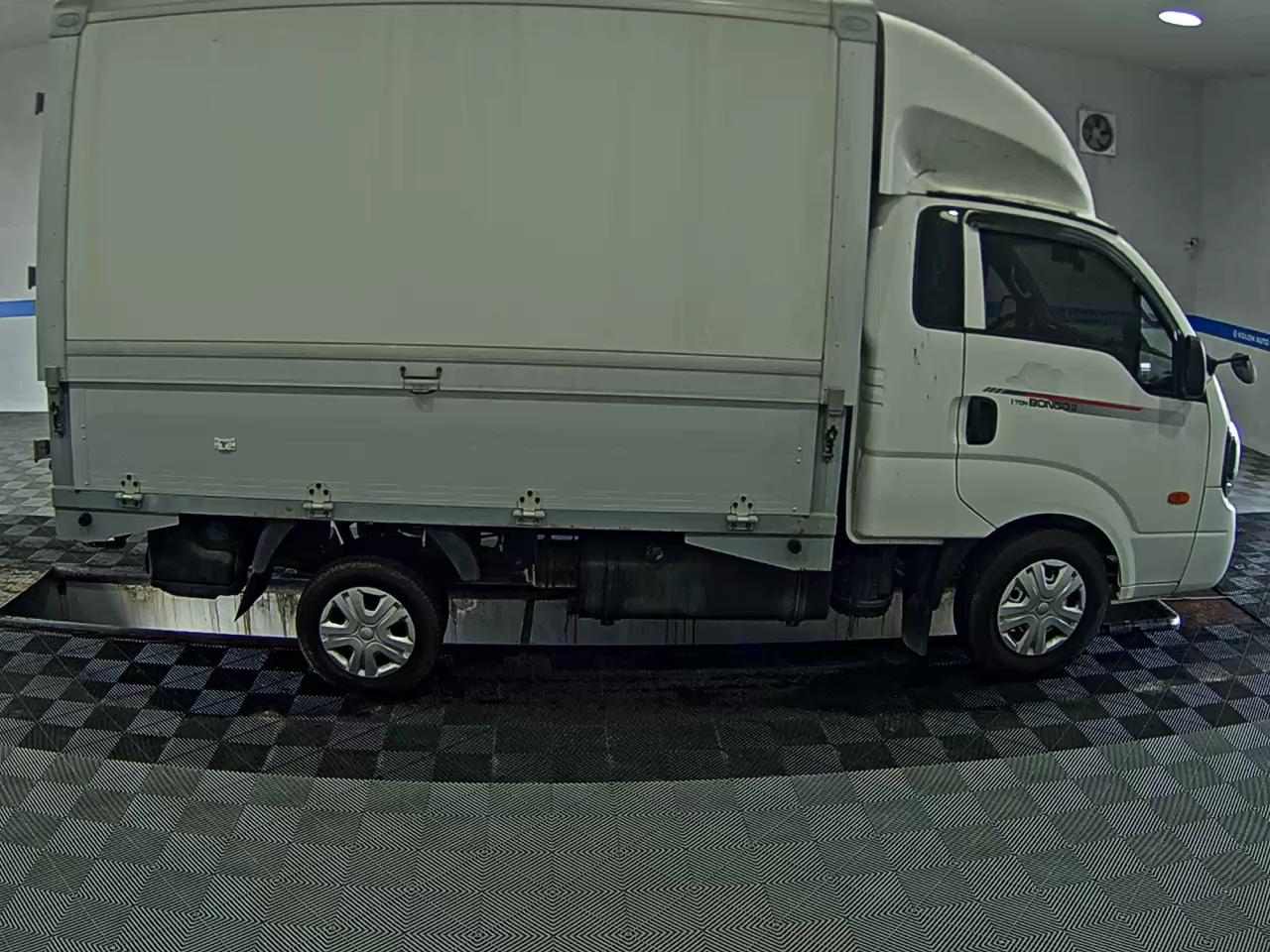 KIA THE NEW BONGO III CARGO WING BODY MANUAL 2022 - zdjęcie 4