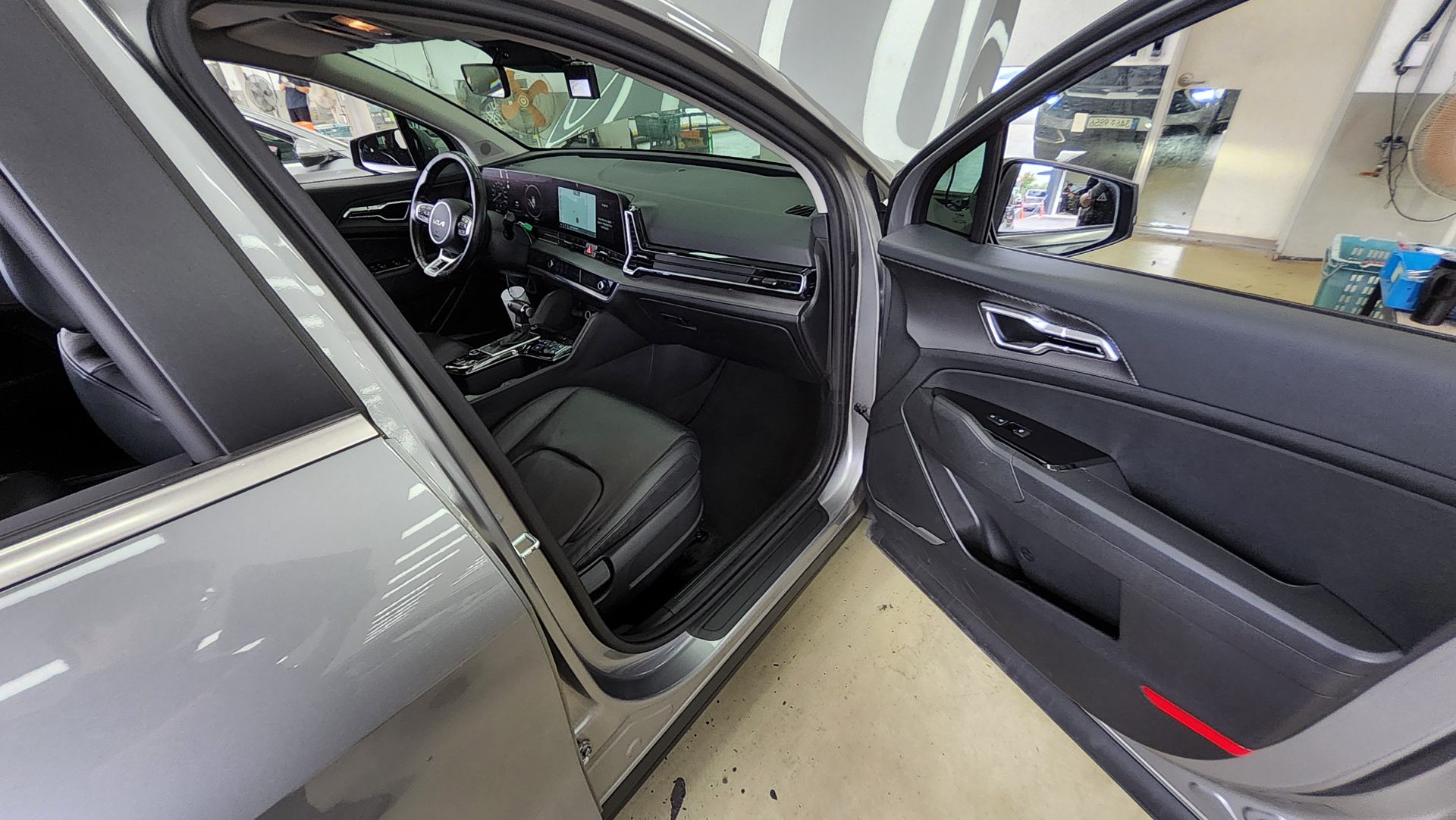 KIA THE ALL NEW SPORTAGE 2.0 DIESEL 2WD PRESTIGE 2022 - zdjęcie 14