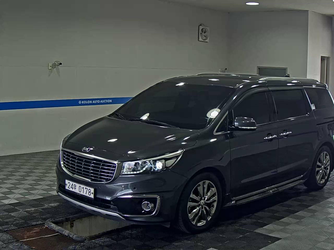 KIA ALL NEW CARNIVAL 9-SEATER DIESEL PRESTIGE 2017 - zdjęcie 2
