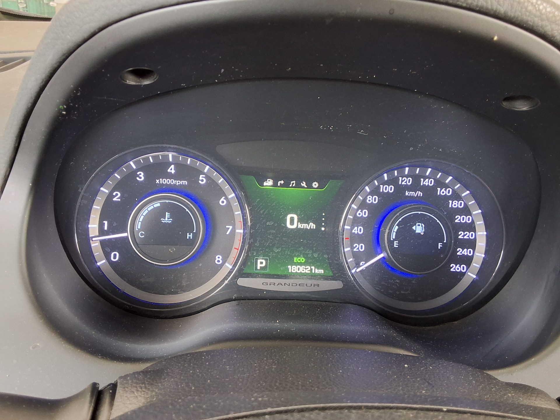 HYUNDAI GRANDEUR HG HG 300 PREMIUM 2015 - zdjęcie 9