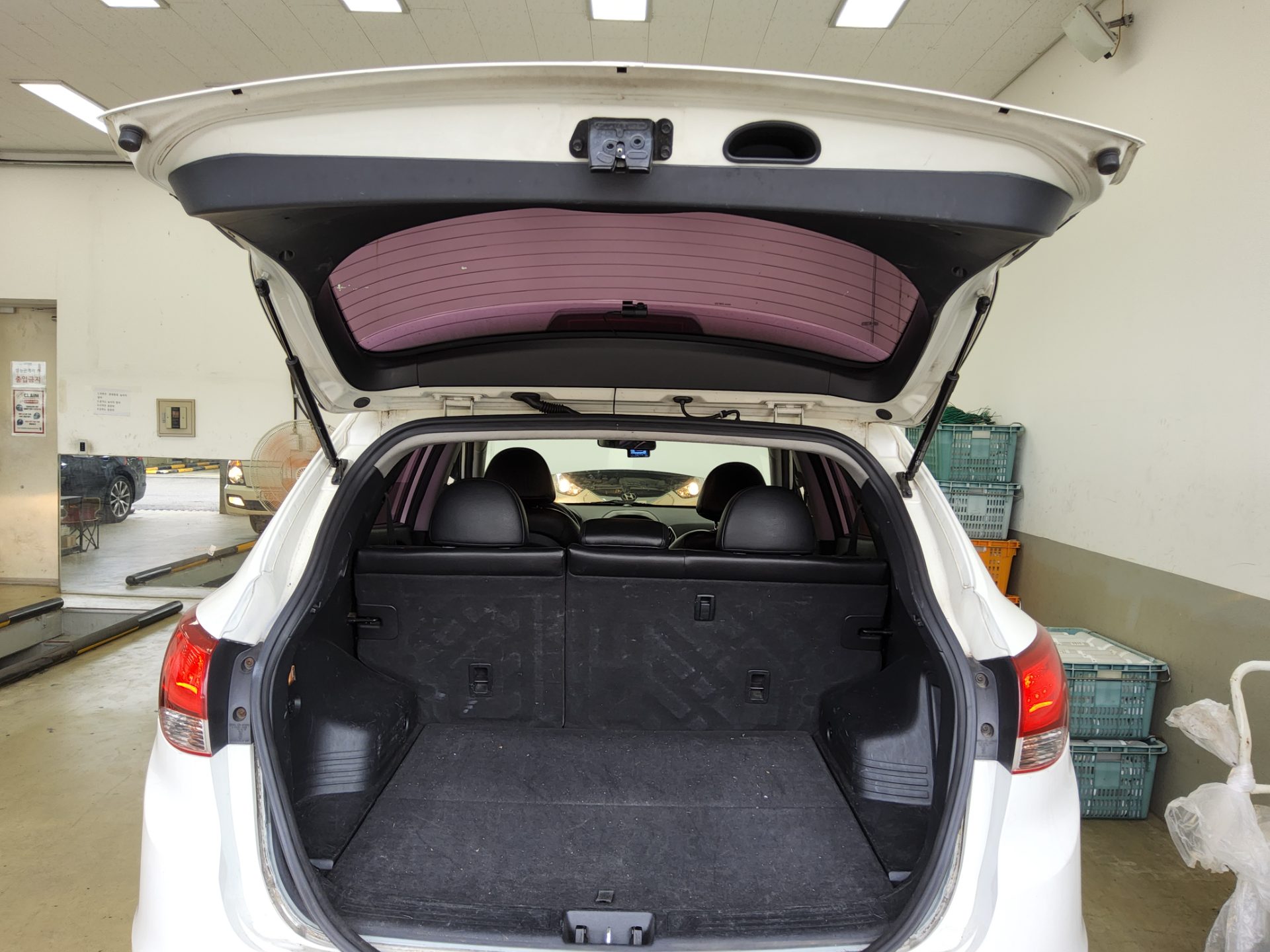 HYUNDAI TUCSON ix DIESEL R20 2WD LX20 LUXURY 2011 - zdjęcie 15