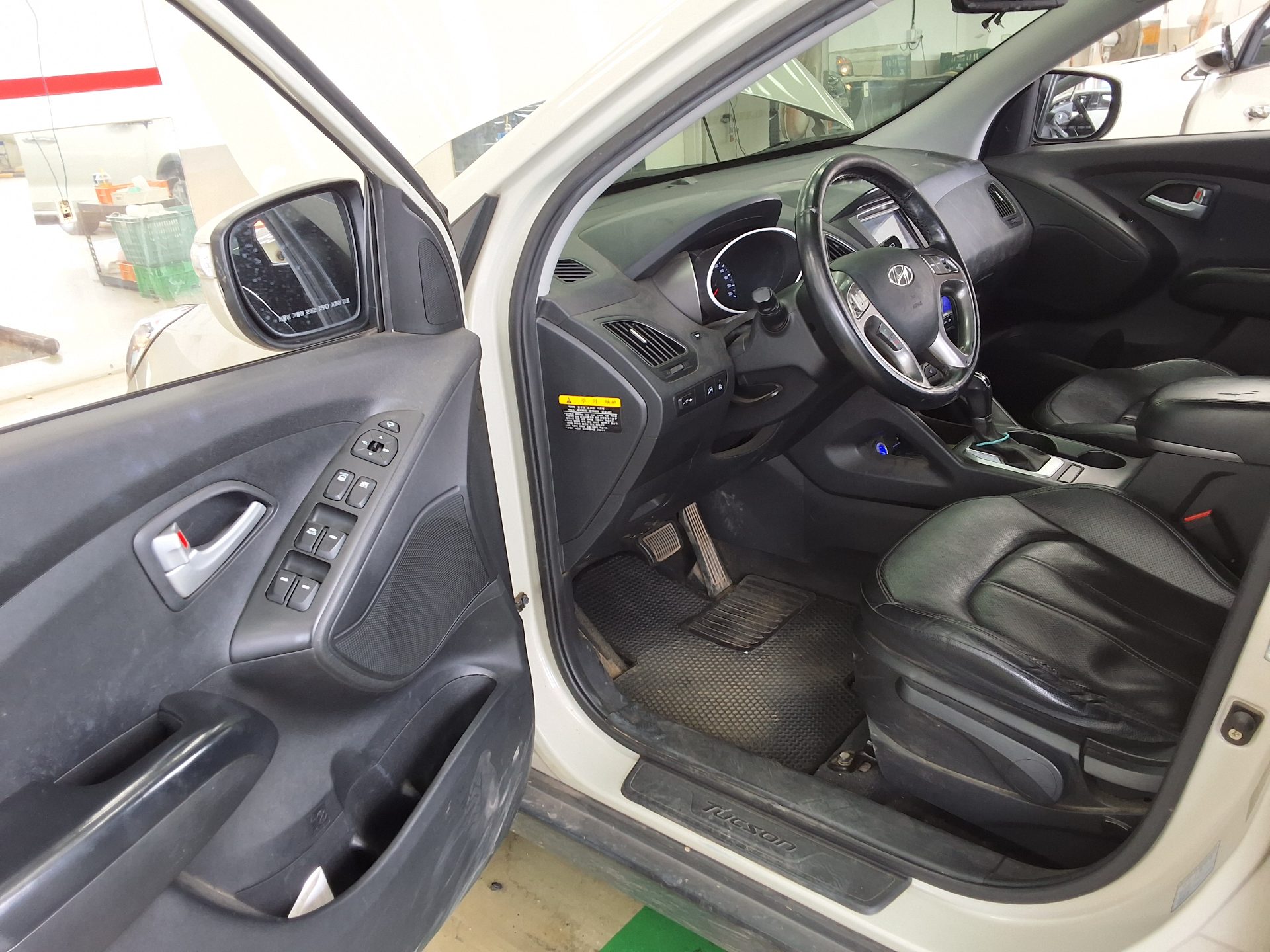 HYUNDAI NEW TUCSON ix DIESEL R2.0 2WD SMART SPECIAL 2014 - zdjęcie 10