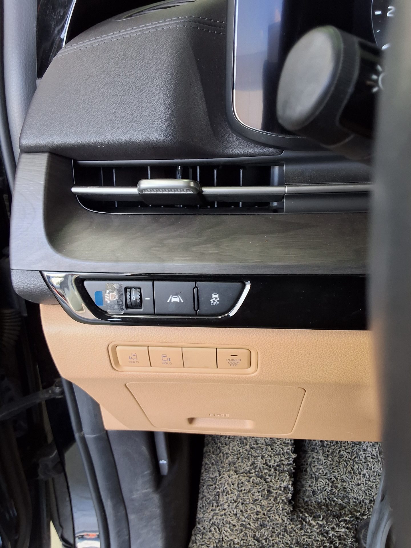 KIA NEW CARNIVAL (KA4) 9-SEATER GASOLINE PRESTIGE 2023 - zdjęcie 20
