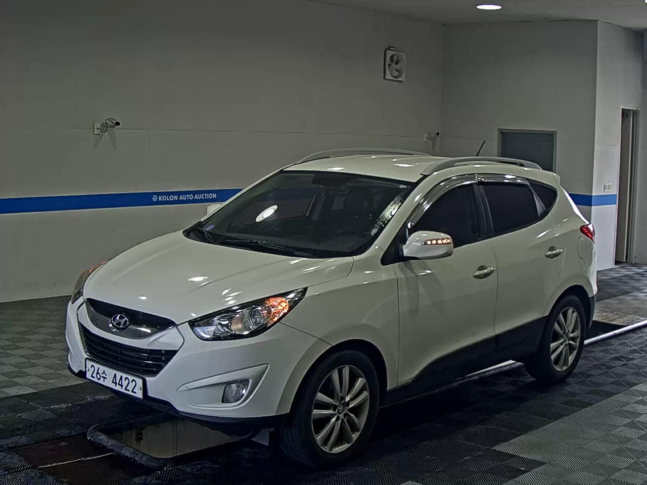 HYUNDAI TUCSON ix DIESEL R20 2WD LX20 LUXURY 2011 - zdjęcie 2