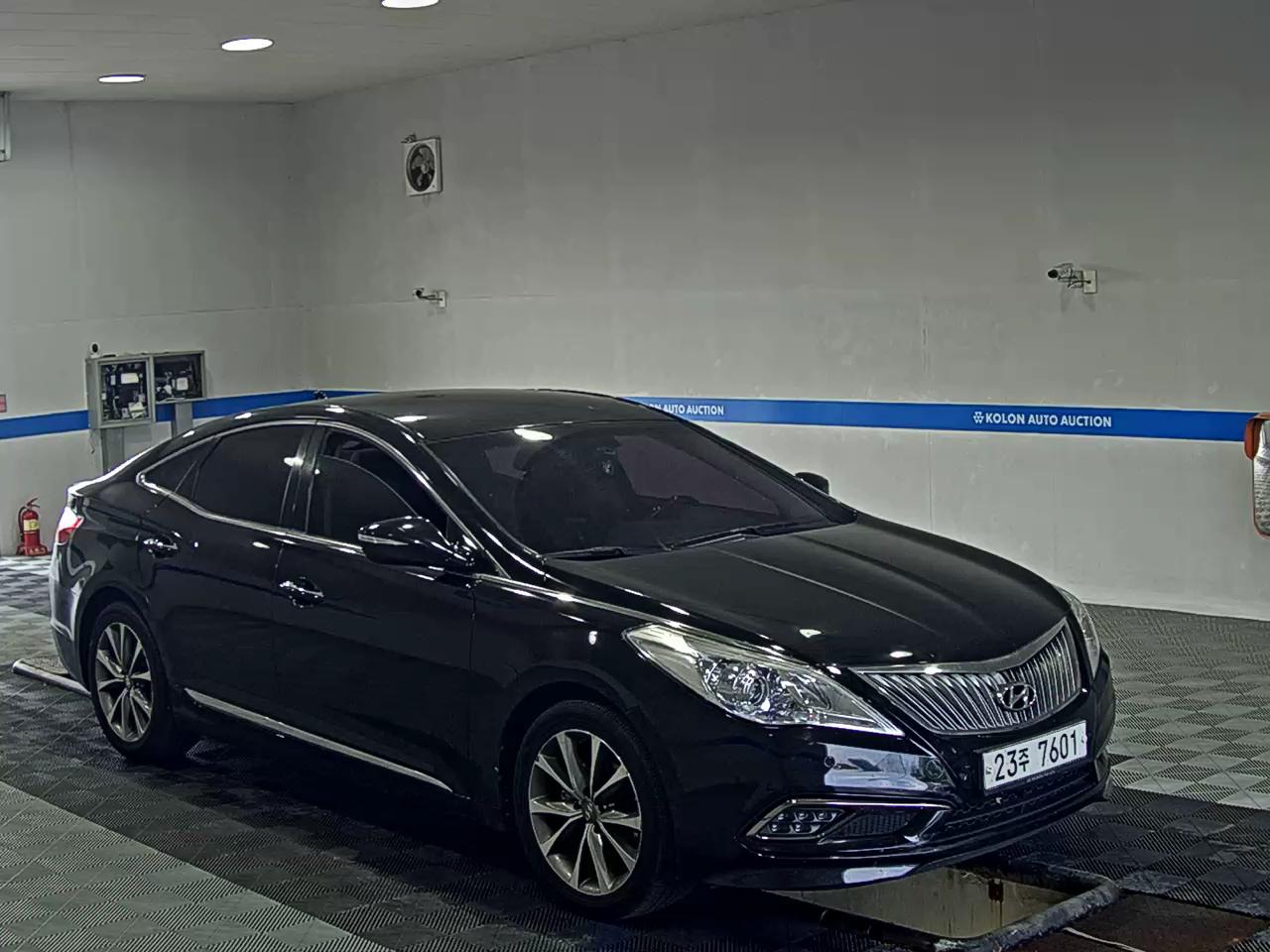 HYUNDAI GRANDEUR HG HG 300 PREMIUM 2015 - zdjęcie 3