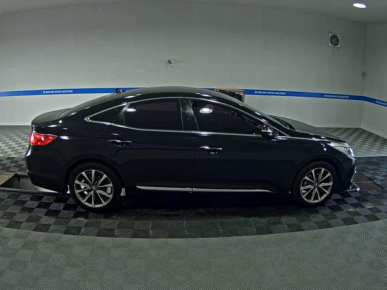 HYUNDAI GRANDEUR HG HG 300 PREMIUM 2015 - zdjęcie 4
