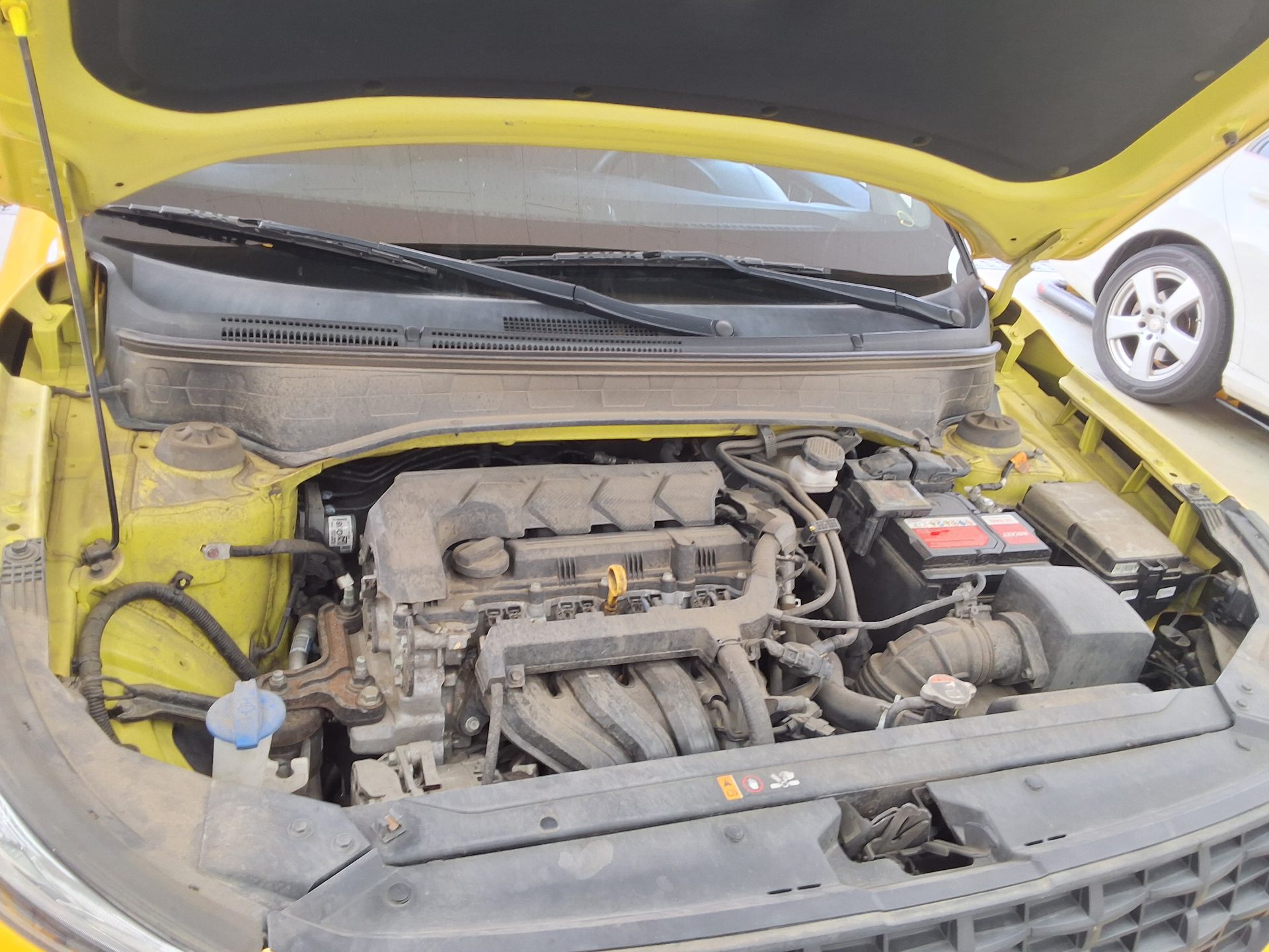 HYUNDAI VENUE 1.6 GASOLINE DRIVING SCHOOL USE 2021 - zdjęcie 18