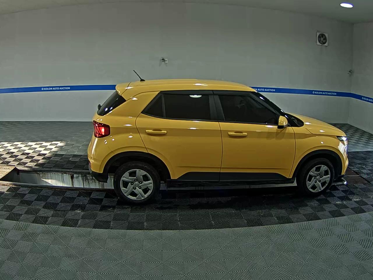 HYUNDAI VENUE 1.6 GASOLINE DRIVING SCHOOL USE 2021 - zdjęcie 4