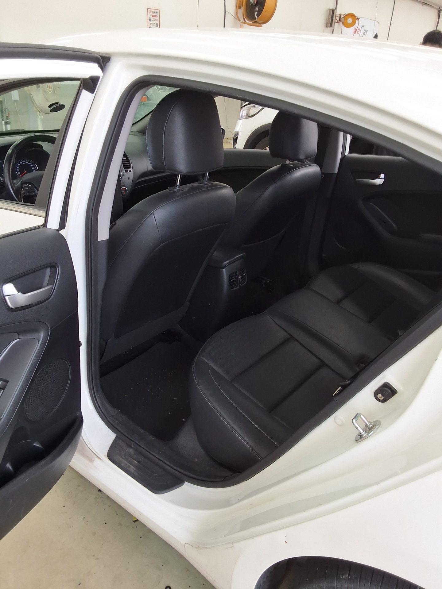 KIA THE NEW K3 1.6 GDI PRESTIGE 2016 - zdjęcie 12