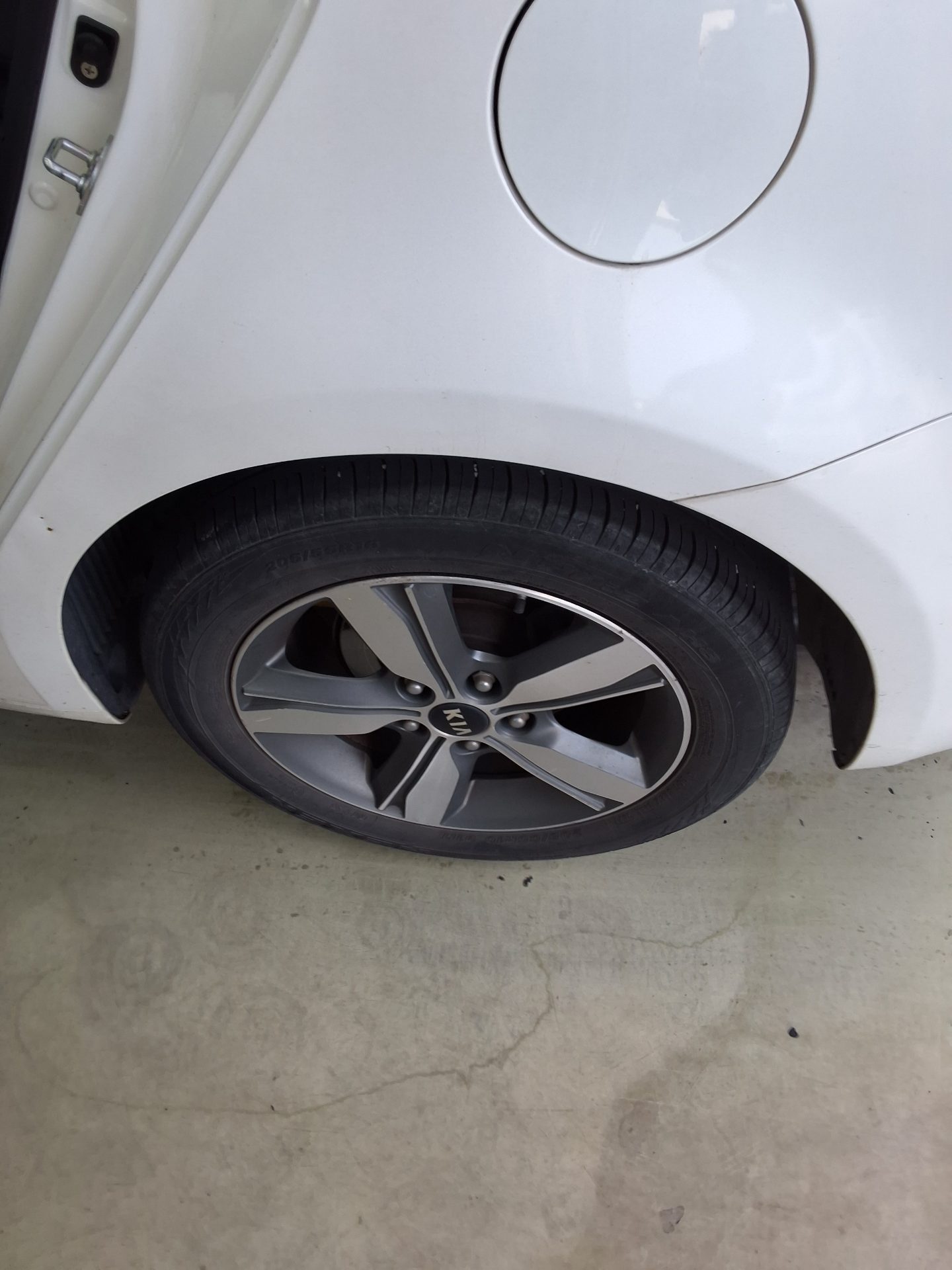 KIA THE NEW K3 1.6 GDI PRESTIGE 2016 - zdjęcie 21