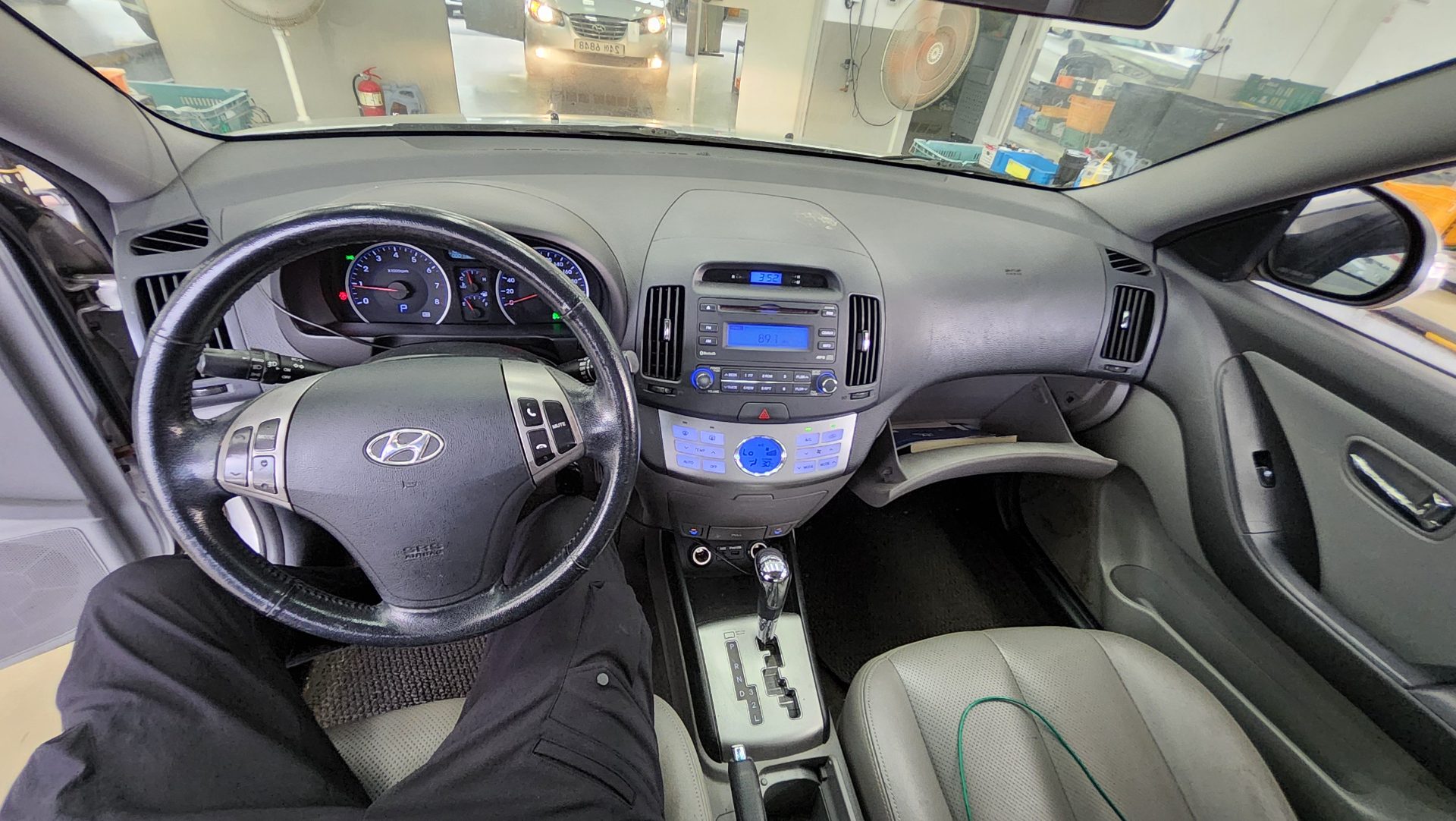 HYUNDAI AVANTE HD 1.6 VVT S16 LUXURY 2010 - zdjęcie 11