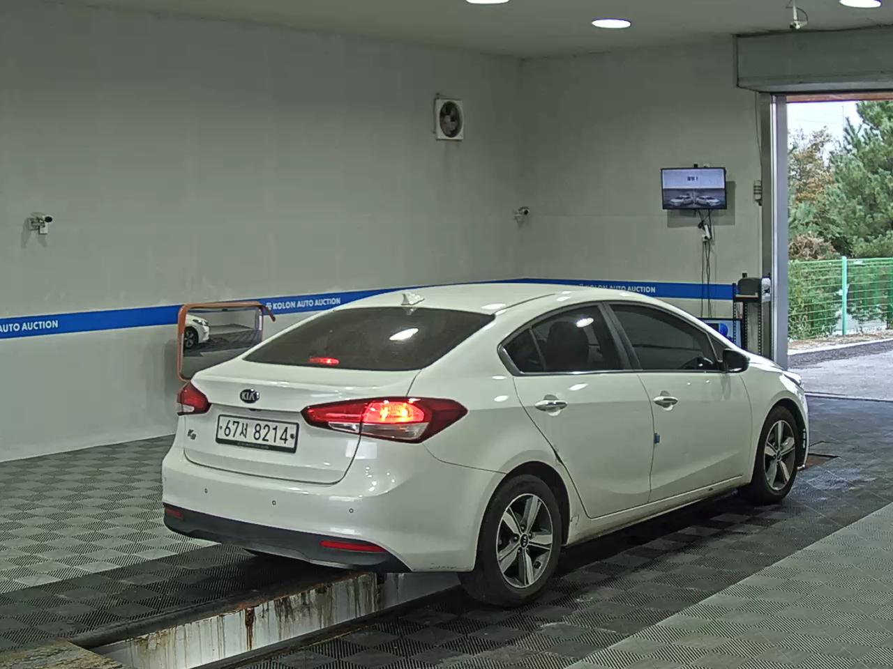 KIA THE NEW K3 1.6 GDI PRESTIGE 2016 - zdjęcie 5