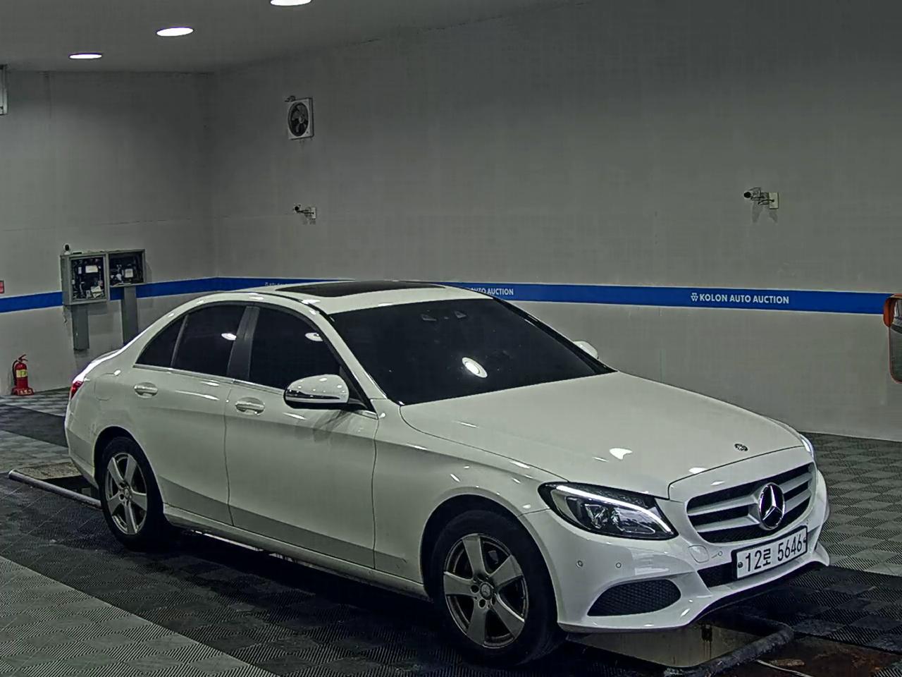 MERCEDES-BENZ C-CLASS (4TH GEN) C200 2016 - zdjęcie 3