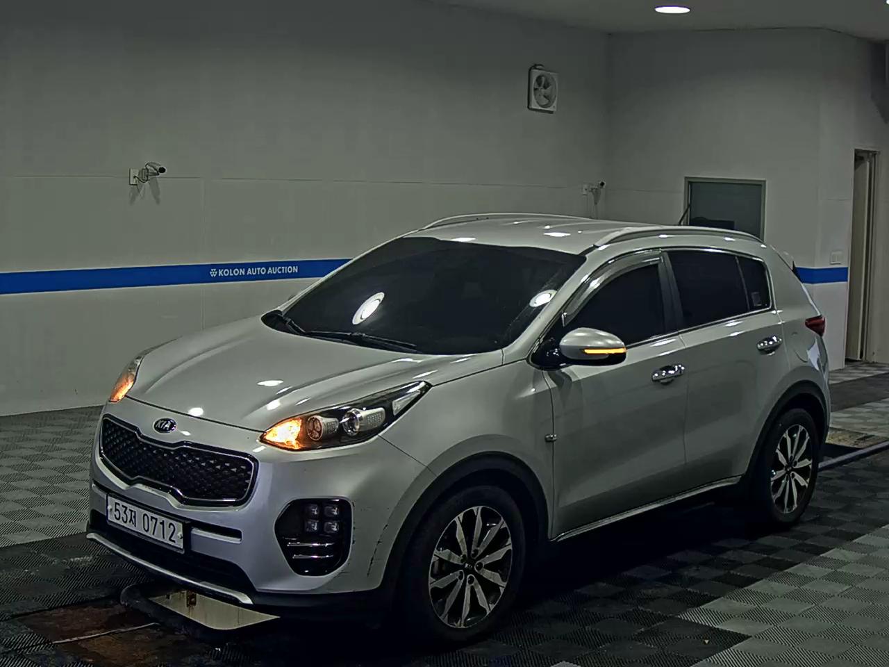KIA NEW SPORTAGE 1.7 2WD NOBLESSE 2016 - zdjęcie 2
