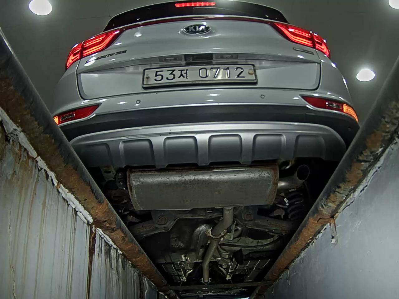 KIA NEW SPORTAGE 1.7 2WD NOBLESSE 2016 - zdjęcie 8
