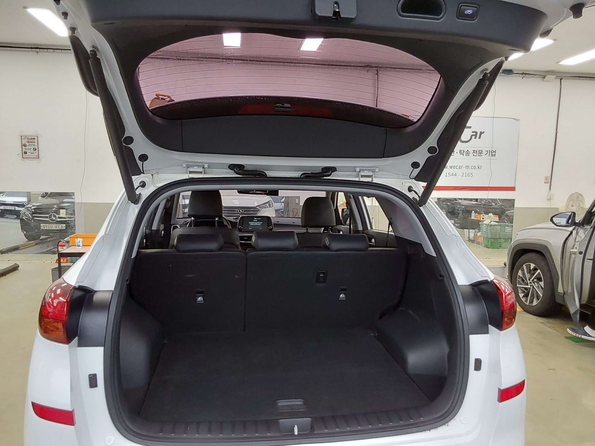 HYUNDAI NEW TUCSON 1.6 GASOLINE 2WD PREMIUM 2019 - zdjęcie 15