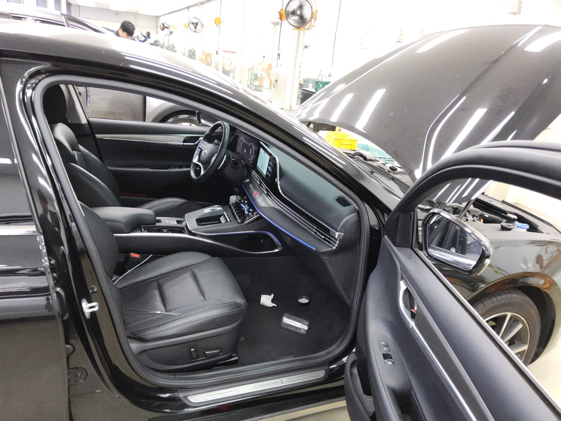 HYUNDAI THE NEW GRANDEUR IG GASOLINE 2.5 LE BLANC 2023 - zdjęcie 14