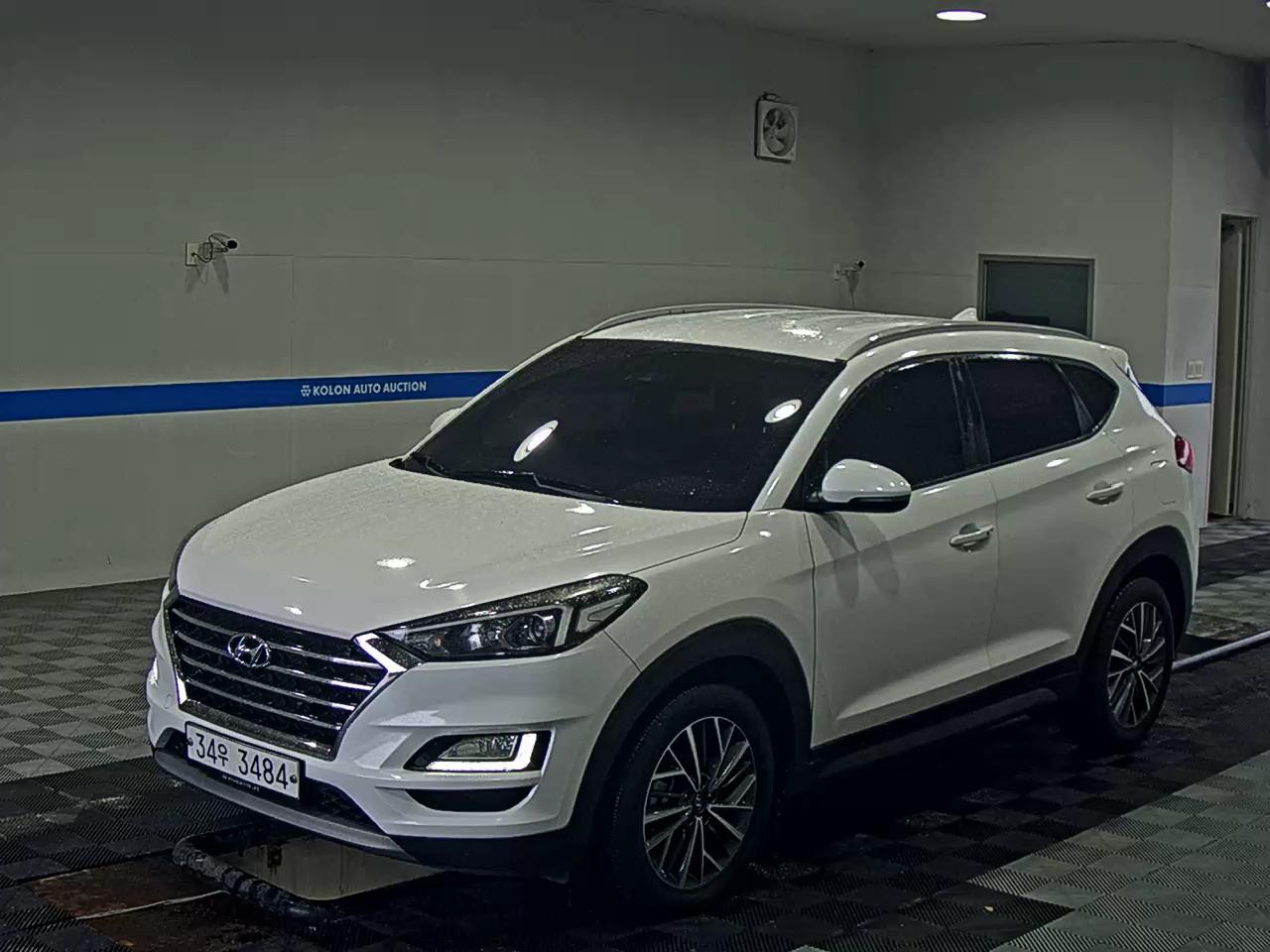 HYUNDAI NEW TUCSON 1.6 GASOLINE 2WD PREMIUM 2019 - zdjęcie 2