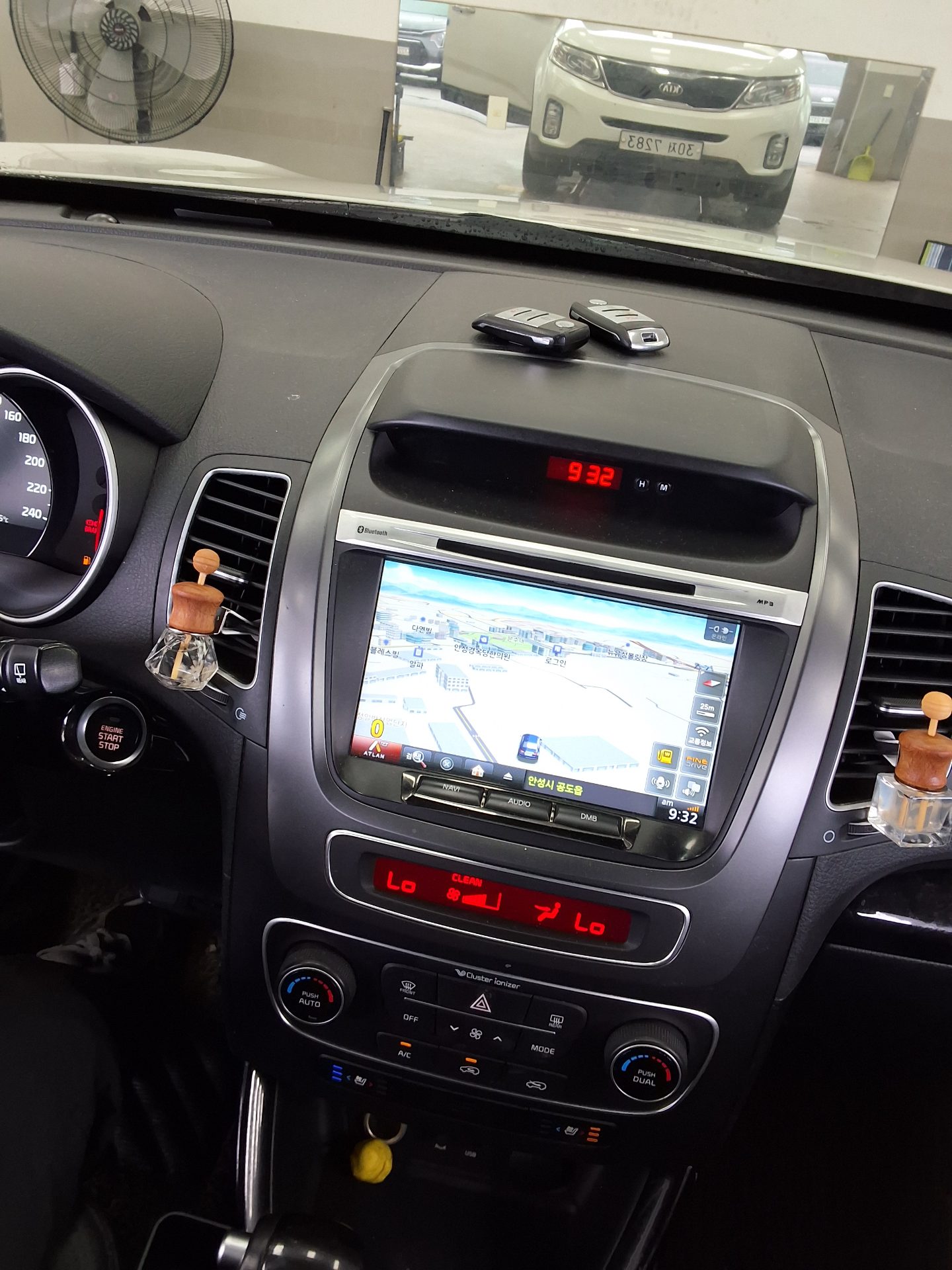 KIA NEW SORENTO R R2.2 4WD PRESTIGE 2014 - zdjęcie 17