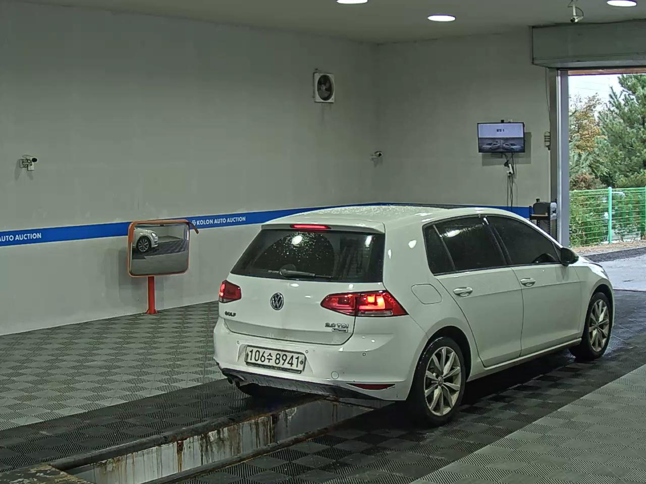VOLKSWAGEN GOLF (7TH GEN) 2.0 TDI 2015 - zdjęcie 5
