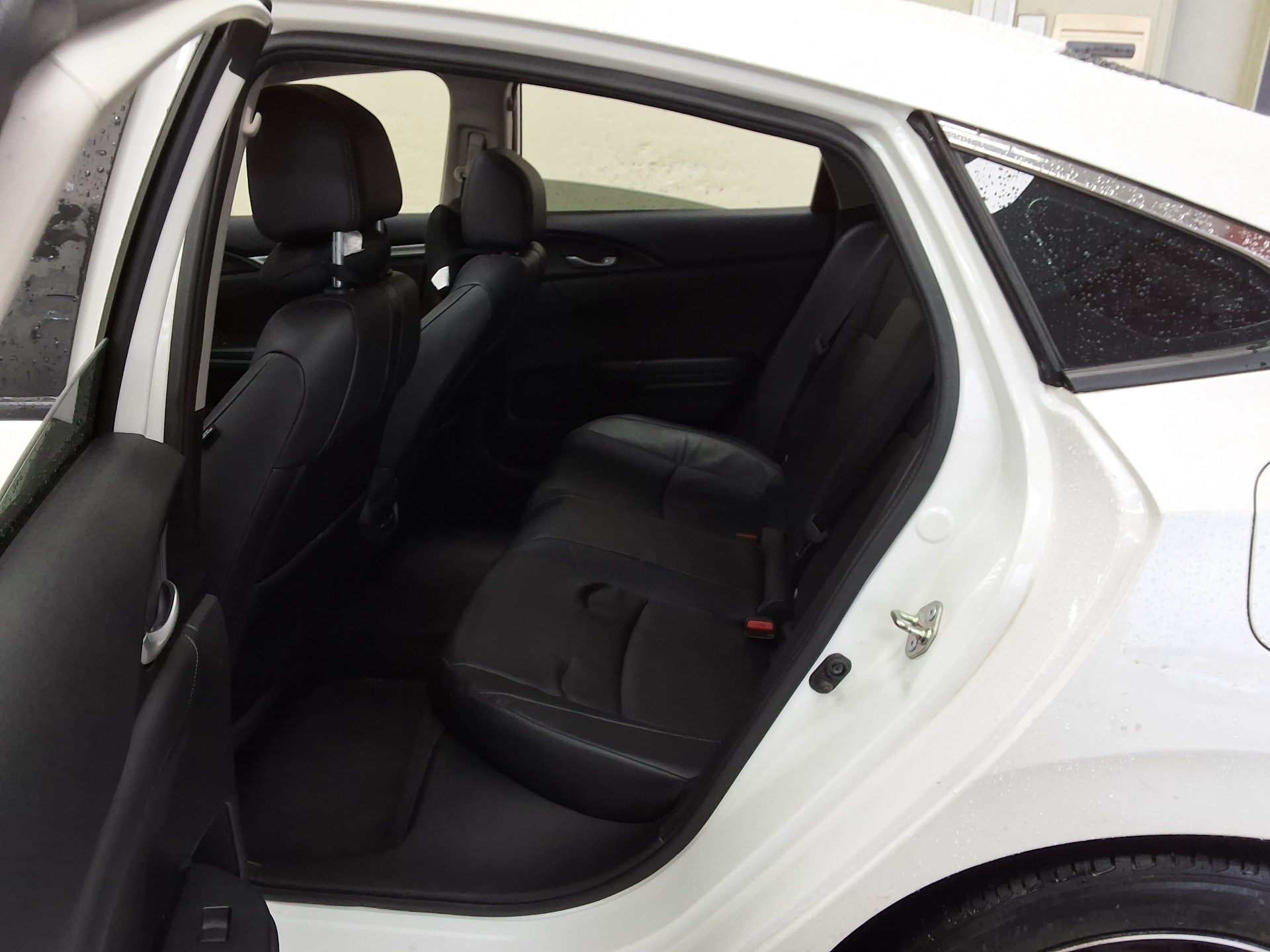 HONDA CIVIC (10TH GEN) 2 2017 - zdjęcie 13