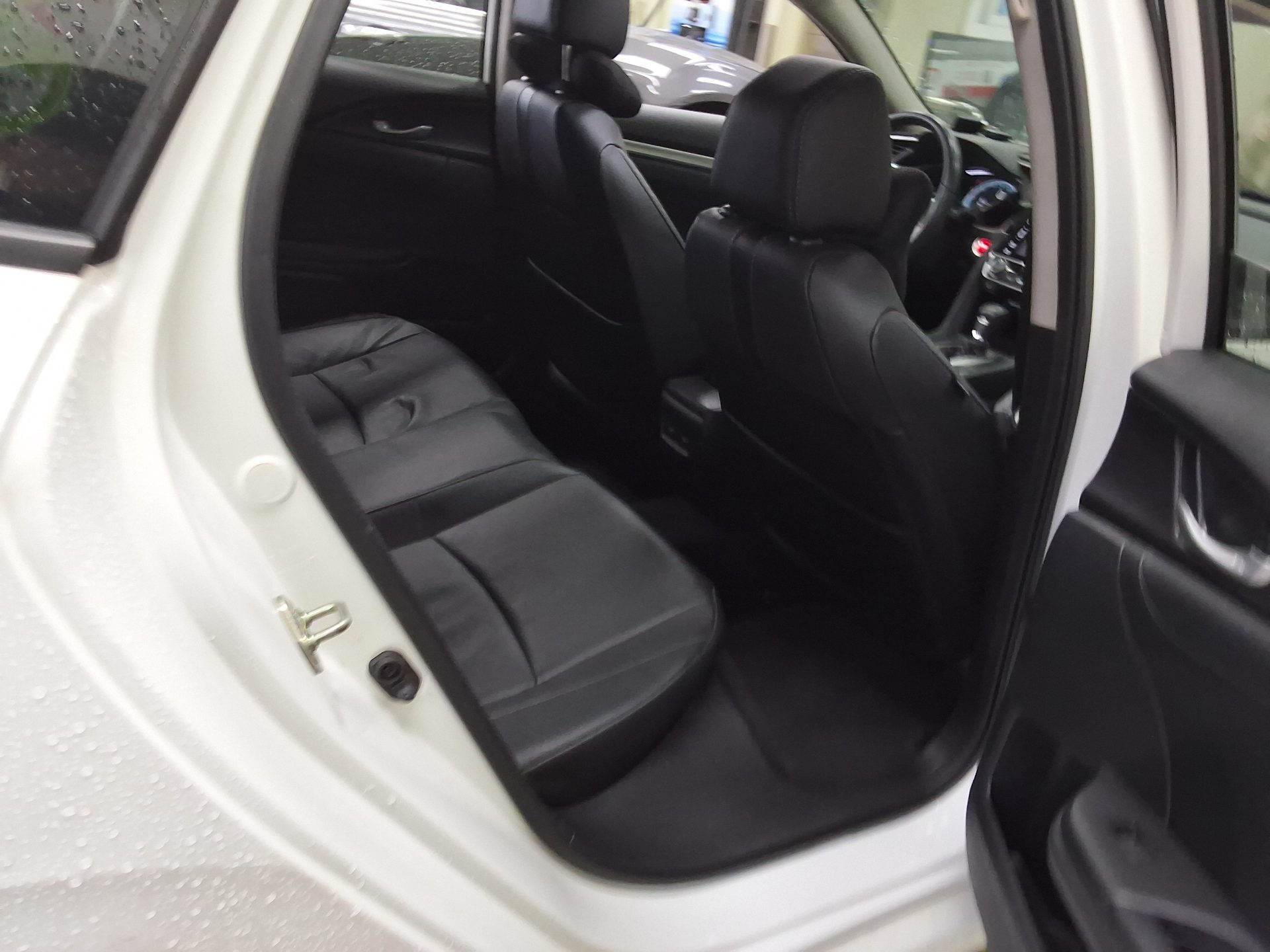 HONDA CIVIC (10TH GEN) 2 2017 - zdjęcie 14