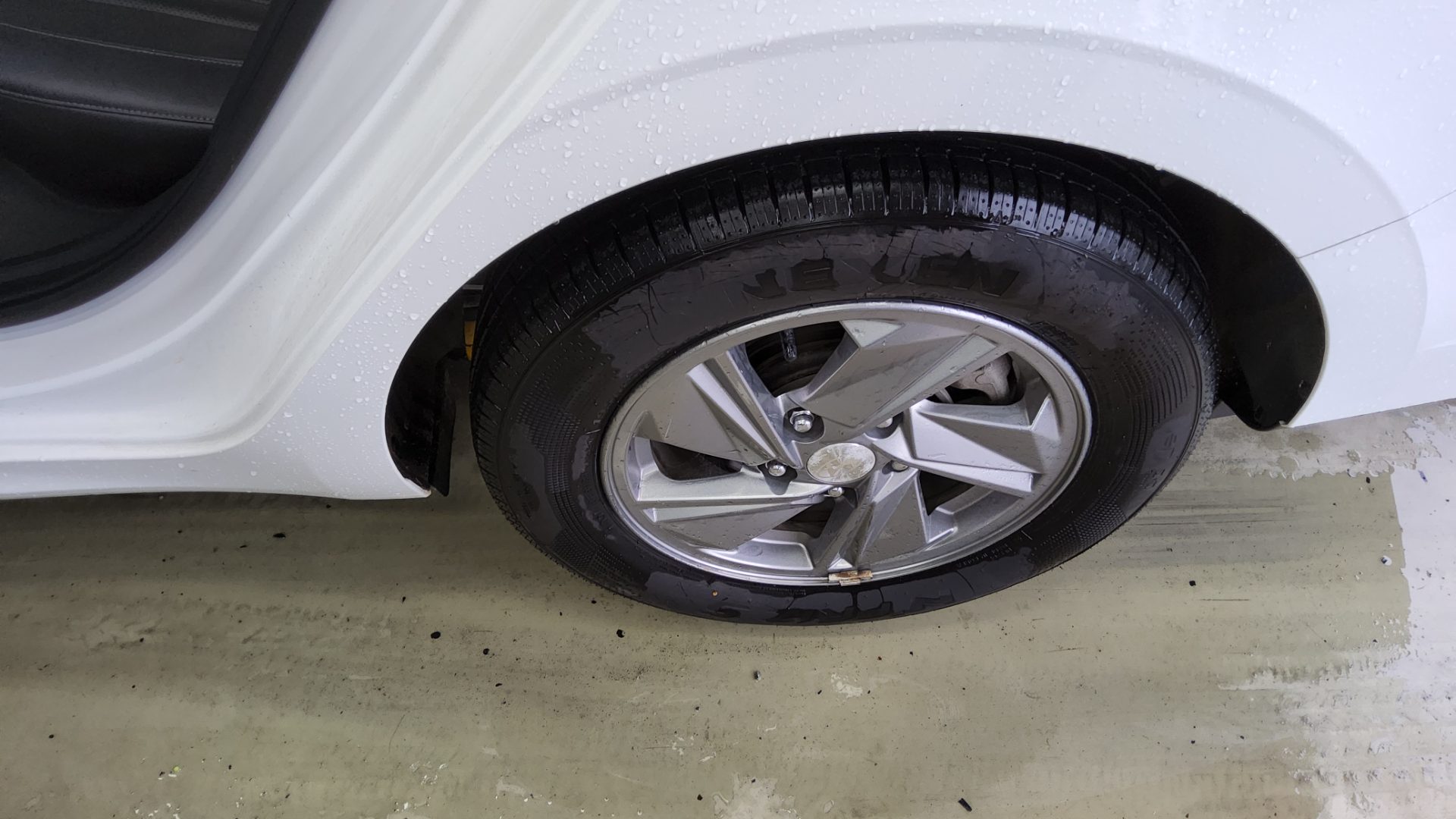 HYUNDAI THE NEW AVANTE (CN7) GASOLINE 1.6 SMART 2024 - zdjęcie 23