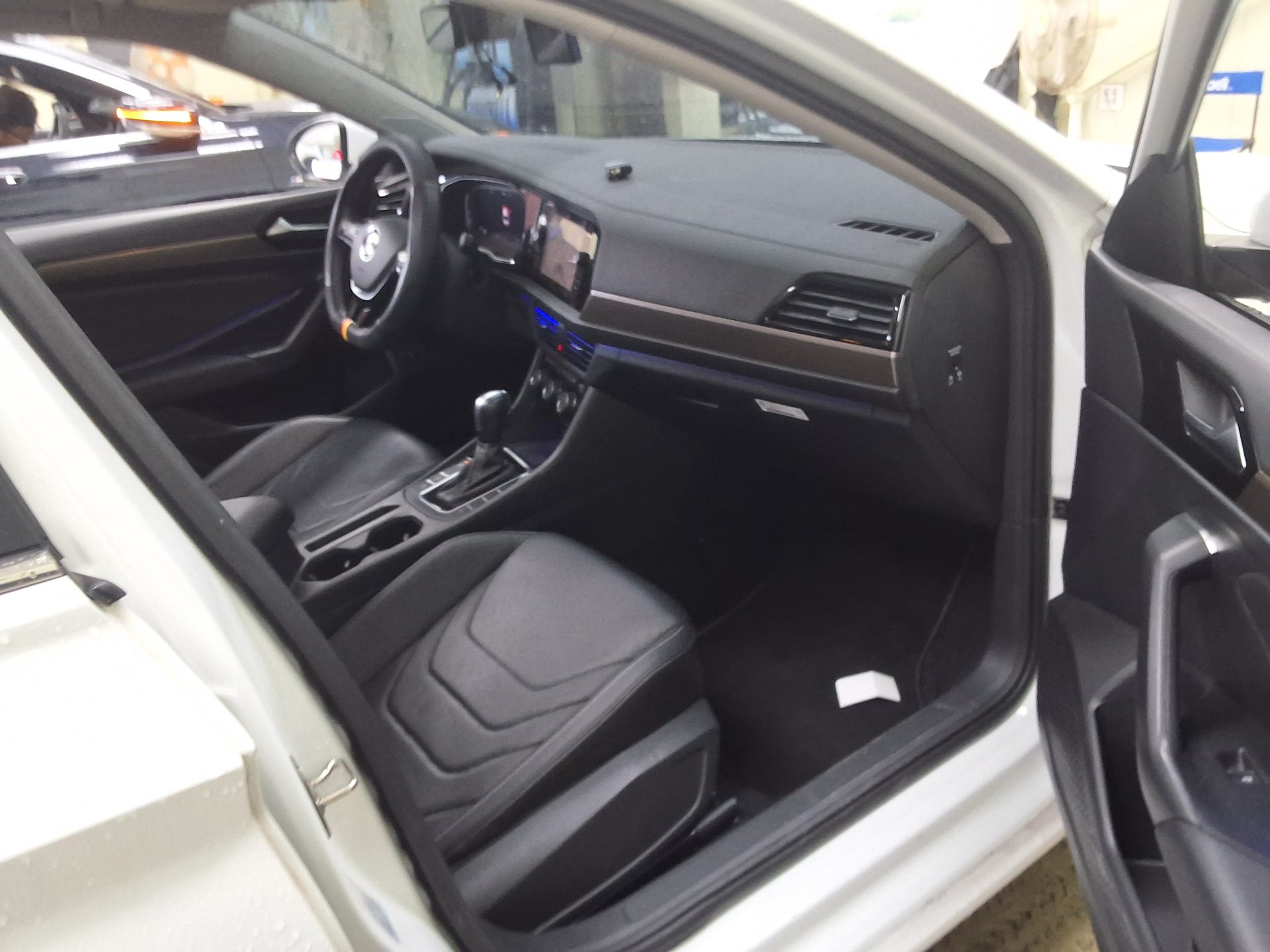 VOLKSWAGEN JETTA (7TH GEN) 1.4 TSI PRESTIGE 2021 - zdjęcie 15