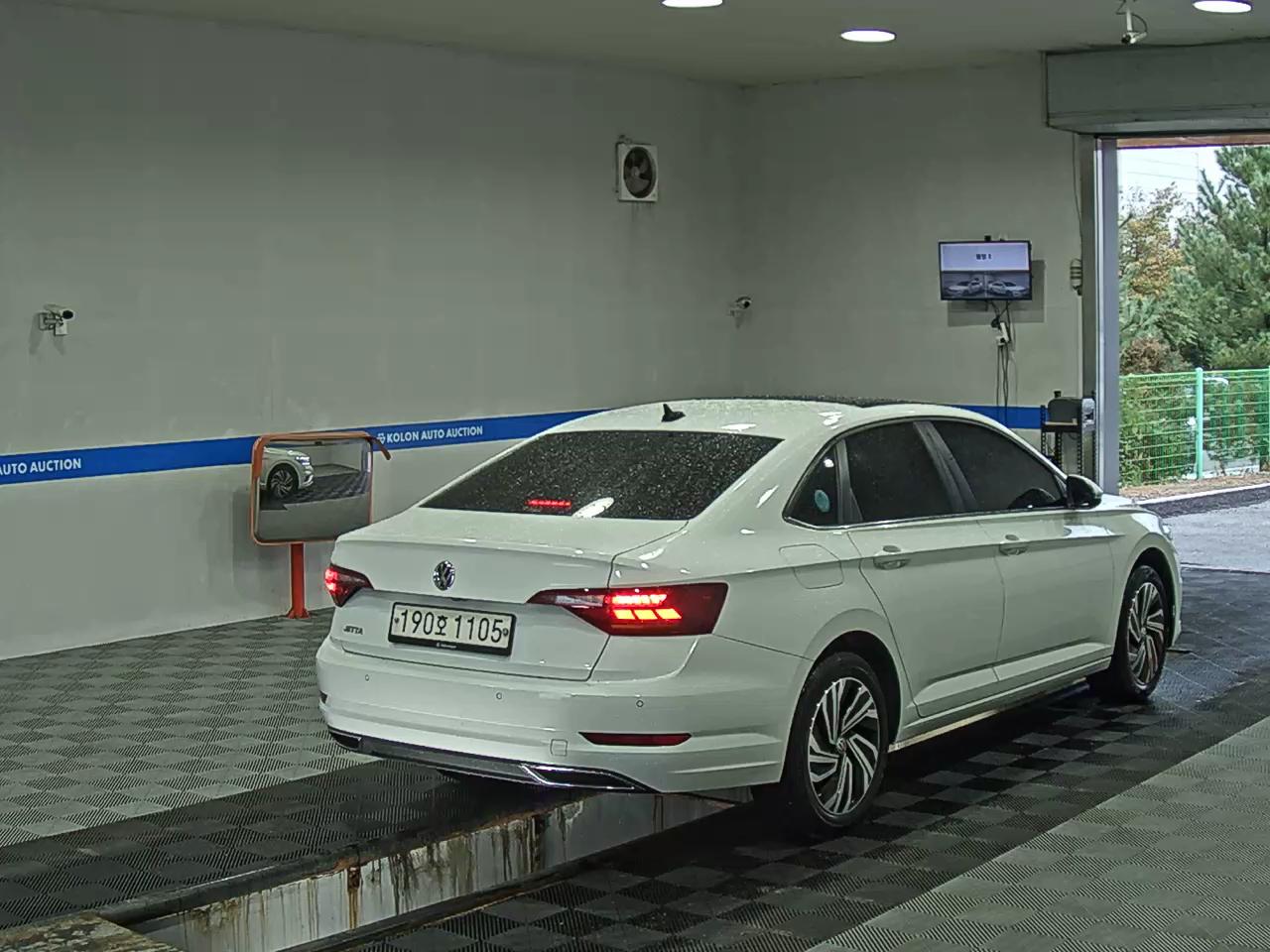 VOLKSWAGEN JETTA (7TH GEN) 1.4 TSI PRESTIGE 2021 - zdjęcie 5