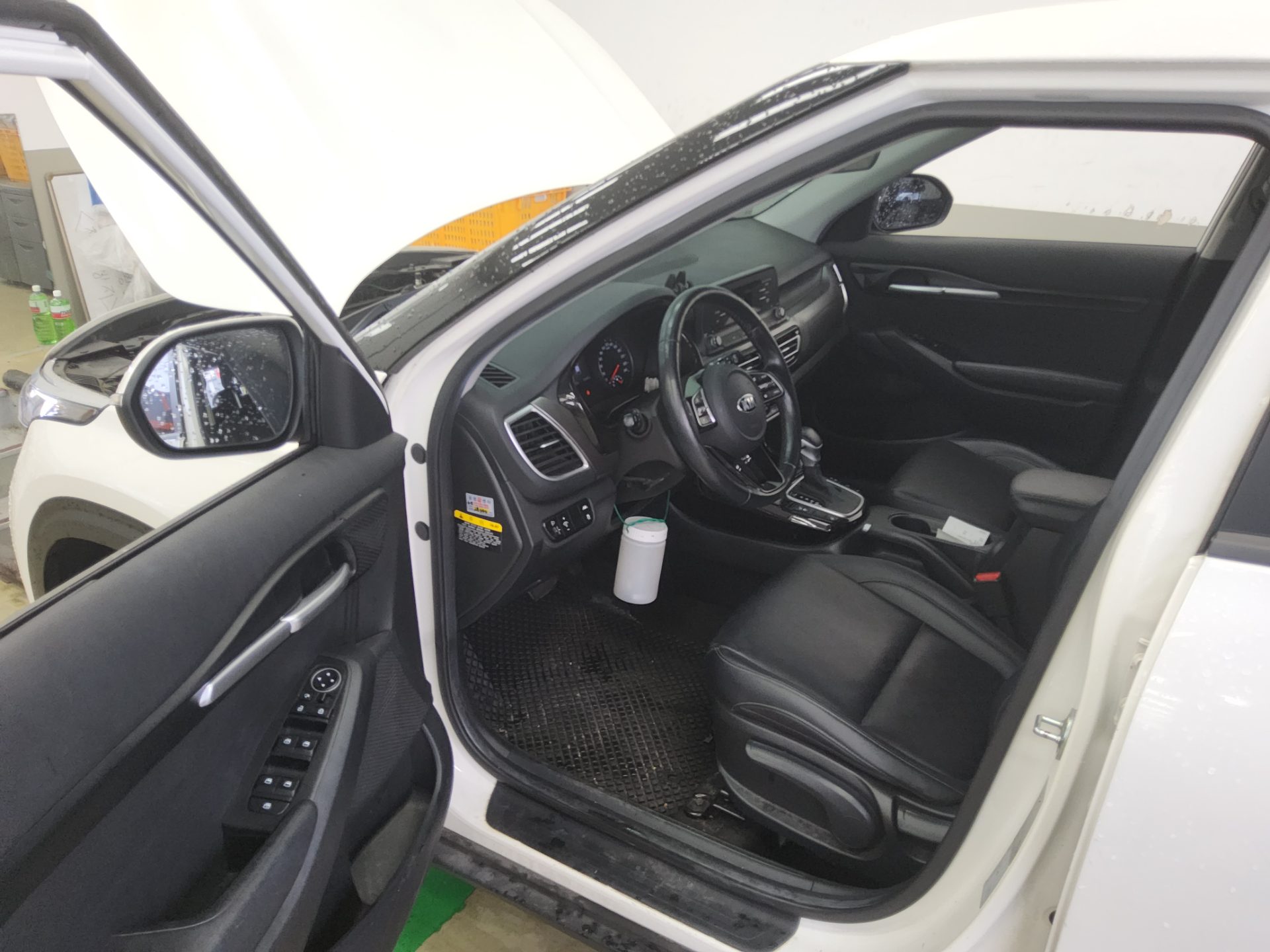 KIA SELTOS 1.6 GASOLINE 2WD PRESTIGE 2020 - zdjęcie 10