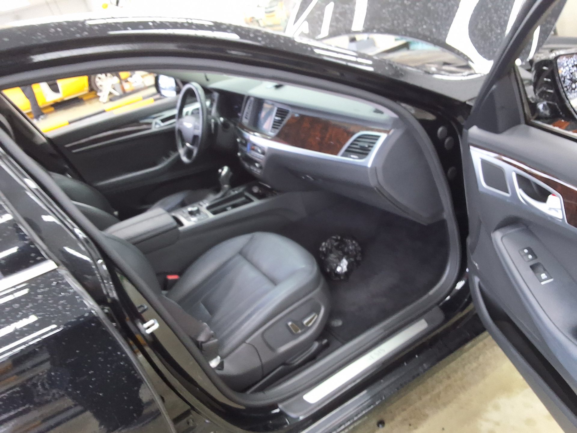 HYUNDAI GENESIS DH G330 AWD PREMIUM 2016 - zdjęcie 14