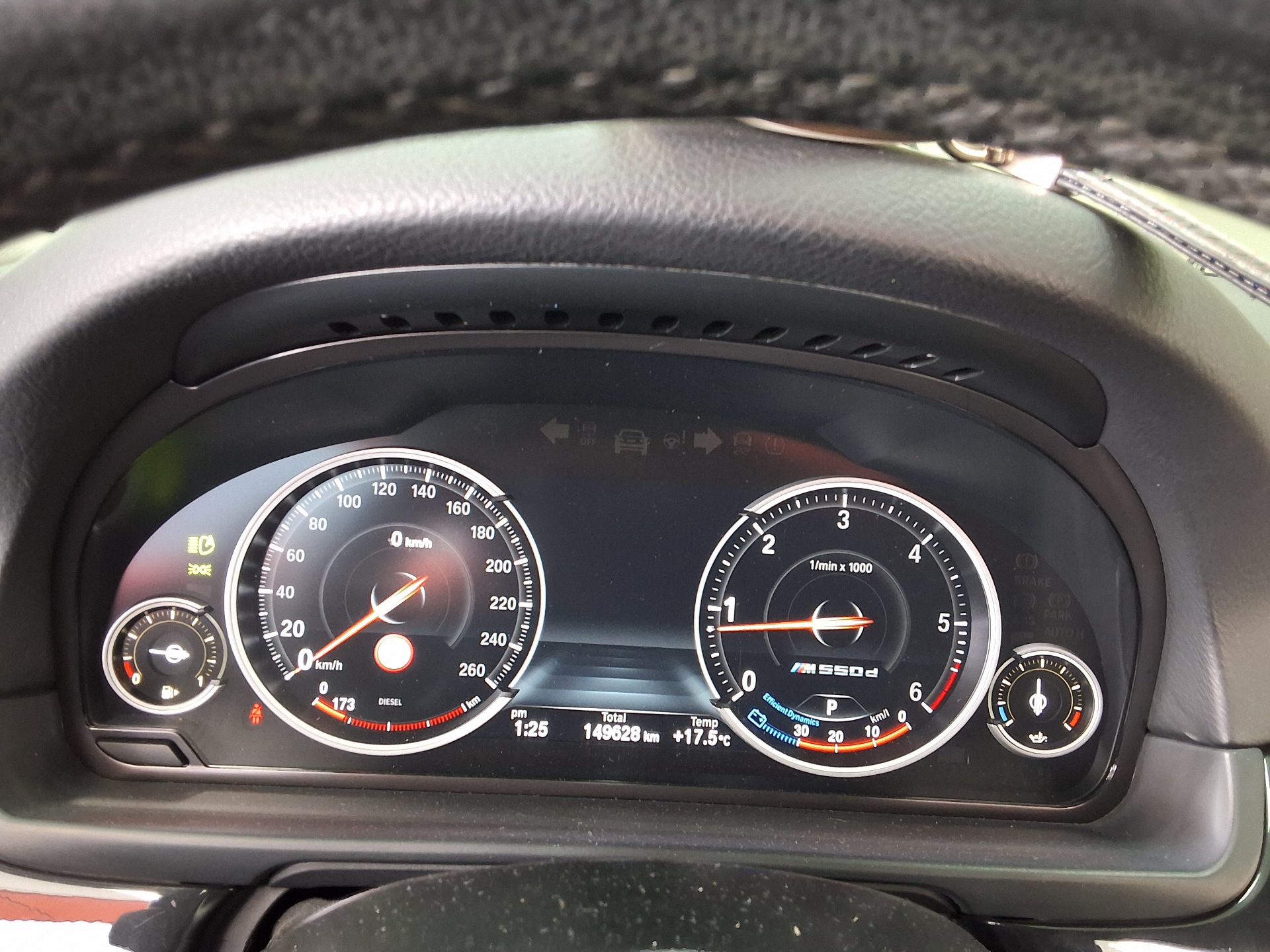 BMW 5 SERIES (6TH GEN) 520d xDRIVE M AERODYNAMIC 2016 - zdjęcie 10