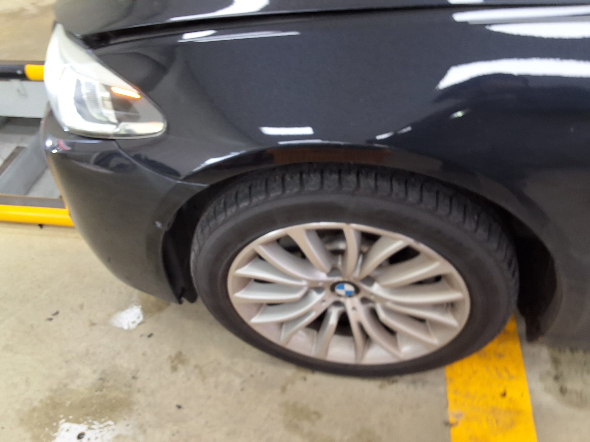 BMW 5 SERIES (6TH GEN) 520d xDRIVE M AERODYNAMIC 2016 - zdjęcie 19