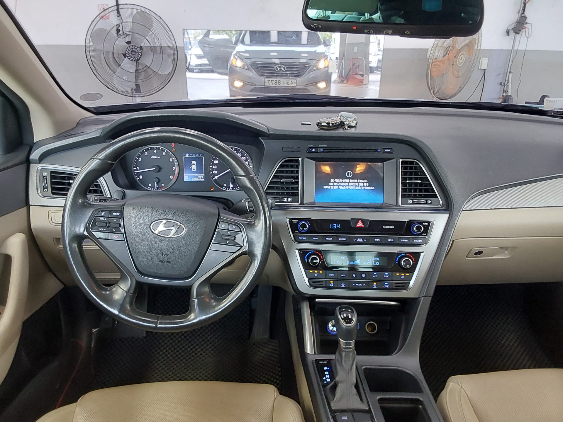 HYUNDAI LF SONATA LPi RENTAL CAR PREMIUM 2015 - zdjęcie 11