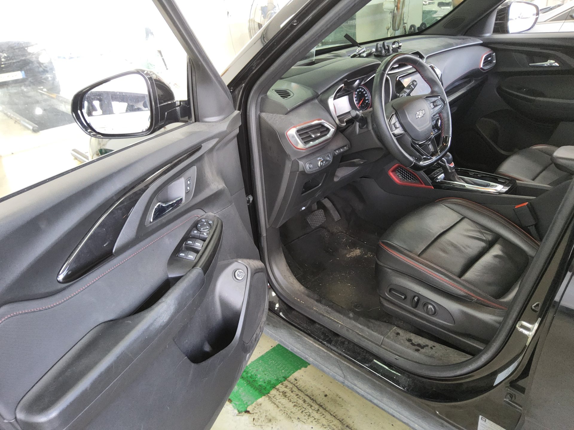 CHEVROLET (DAEWOO) TRAILBLAZER 1.35 GASOLINE AWD RS 2022 - zdjęcie 10