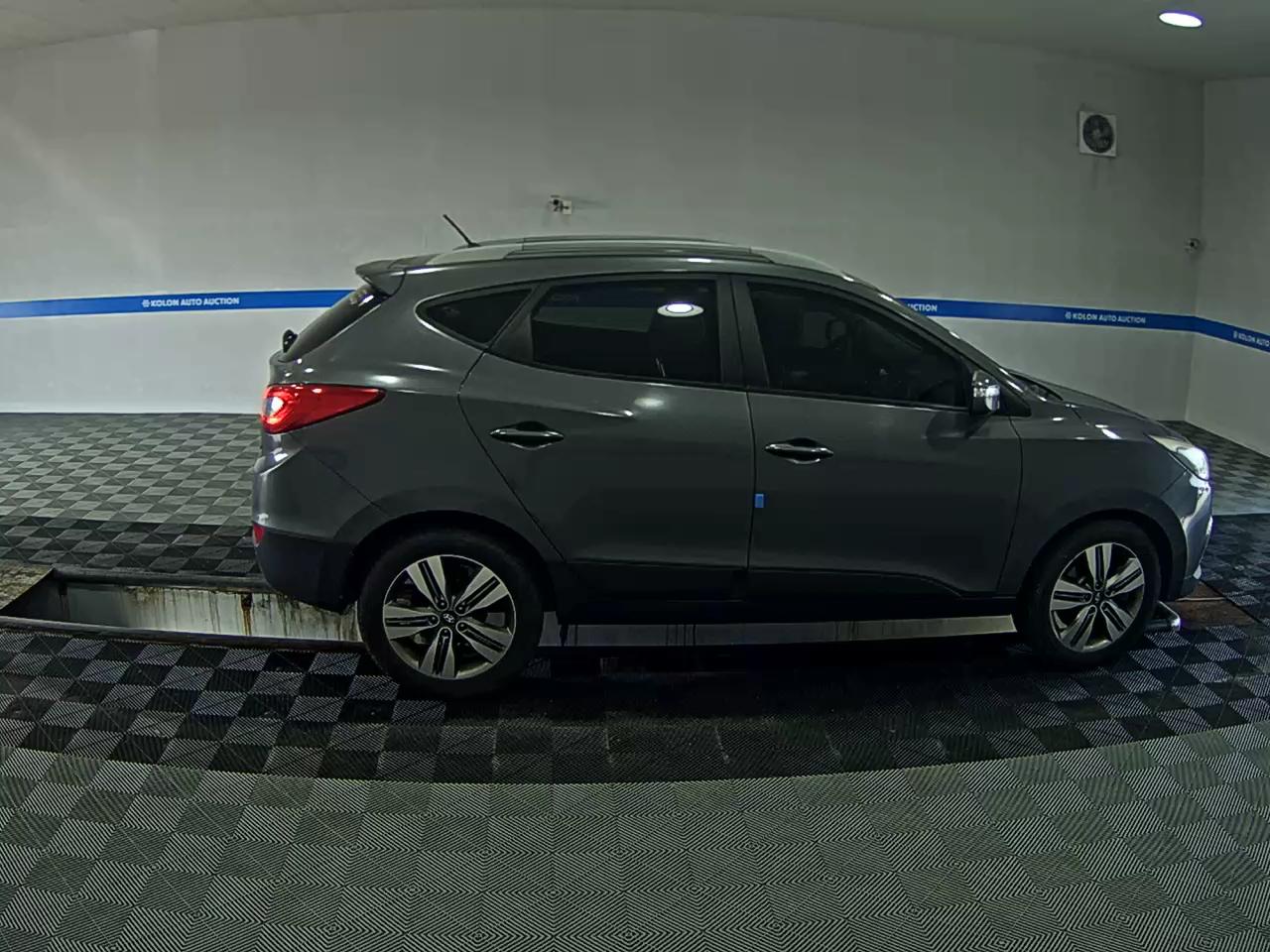 HYUNDAI NEW TUCSON ix DIESEL R2.0 2WD MODERN 2014 - zdjęcie 4