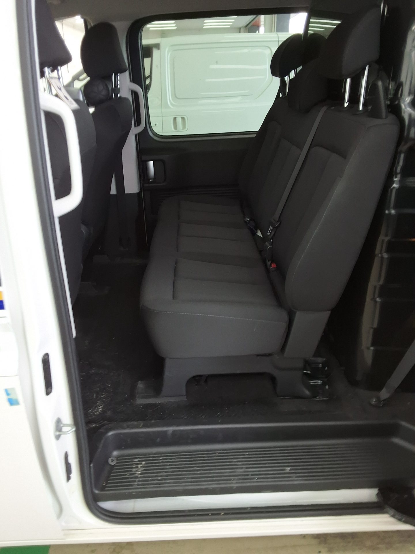HYUNDAI STARIA 2.2 DIESEL CARGO 5-SEATER SMART 2022 - zdjęcie 12