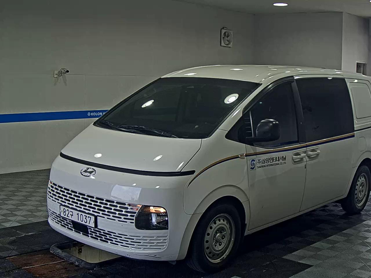 HYUNDAI STARIA 2.2 DIESEL CARGO 5-SEATER SMART 2022 - zdjęcie 2