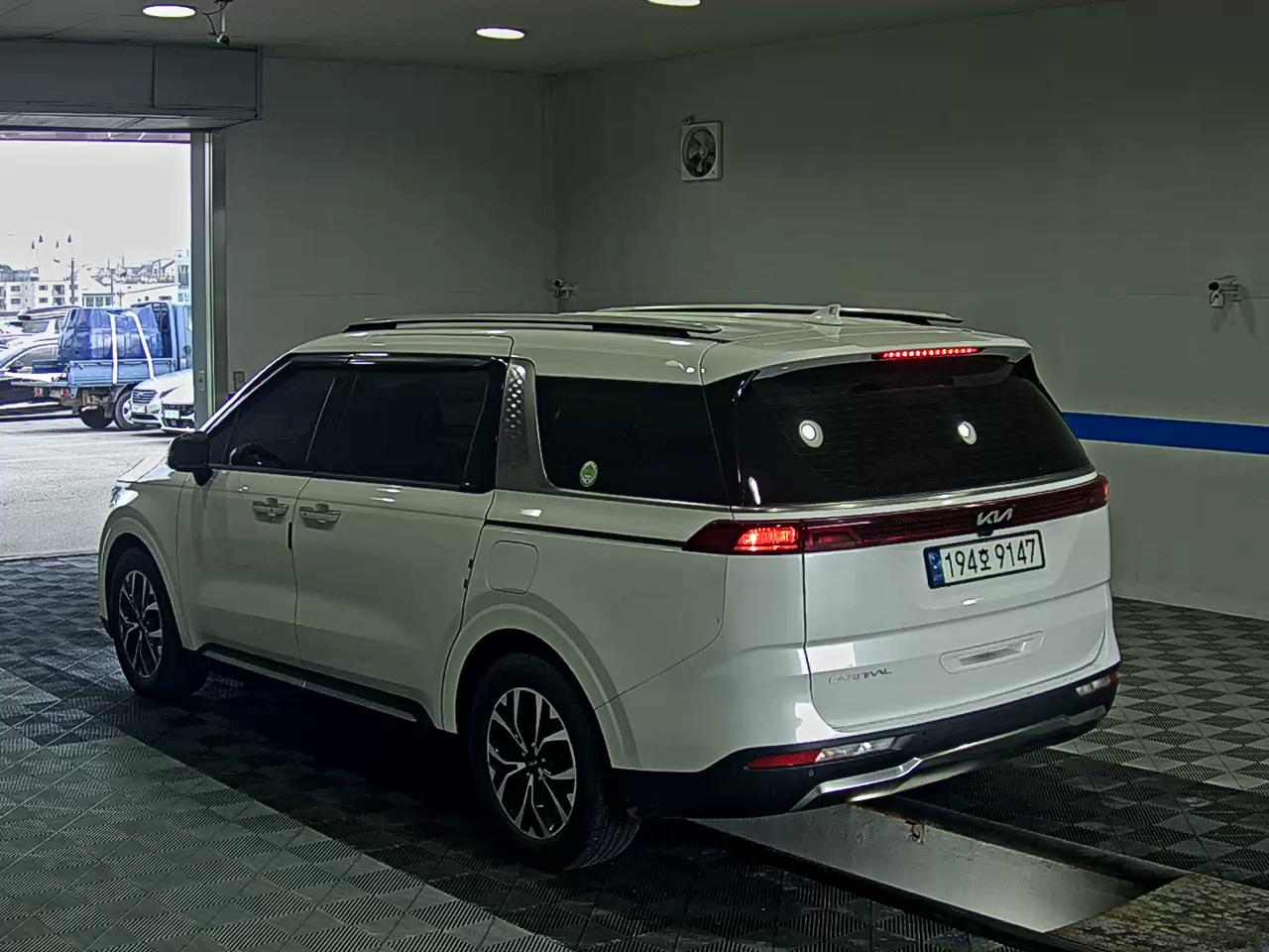 KIA NEW CARNIVAL (KA4) 9-SEATER DIESEL NOBLESSE 2023 - zdjęcie 6