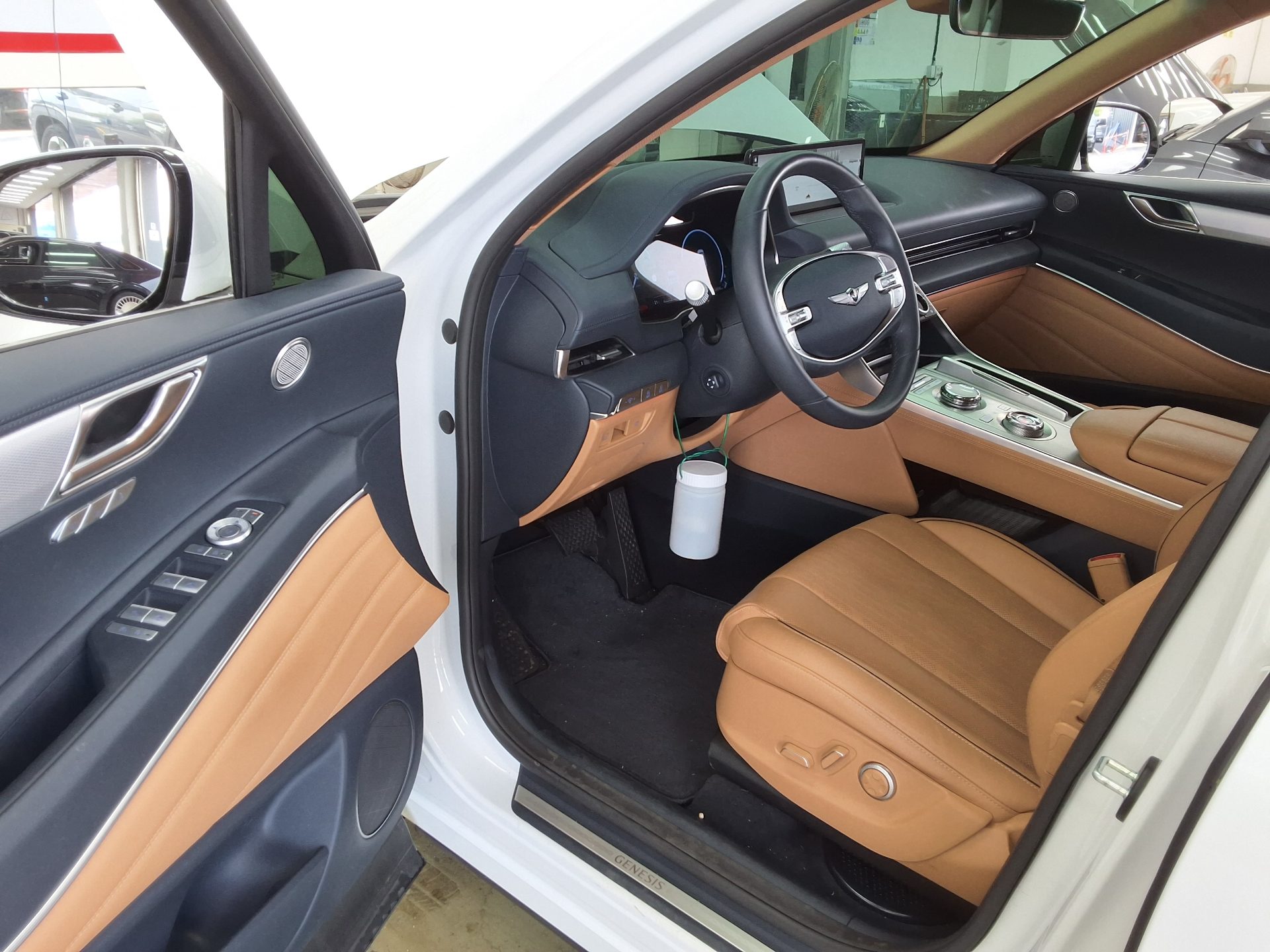 GENESIS GV80 2.5 GASOLINE AWD BASE MODEL 2023 - zdjęcie 12