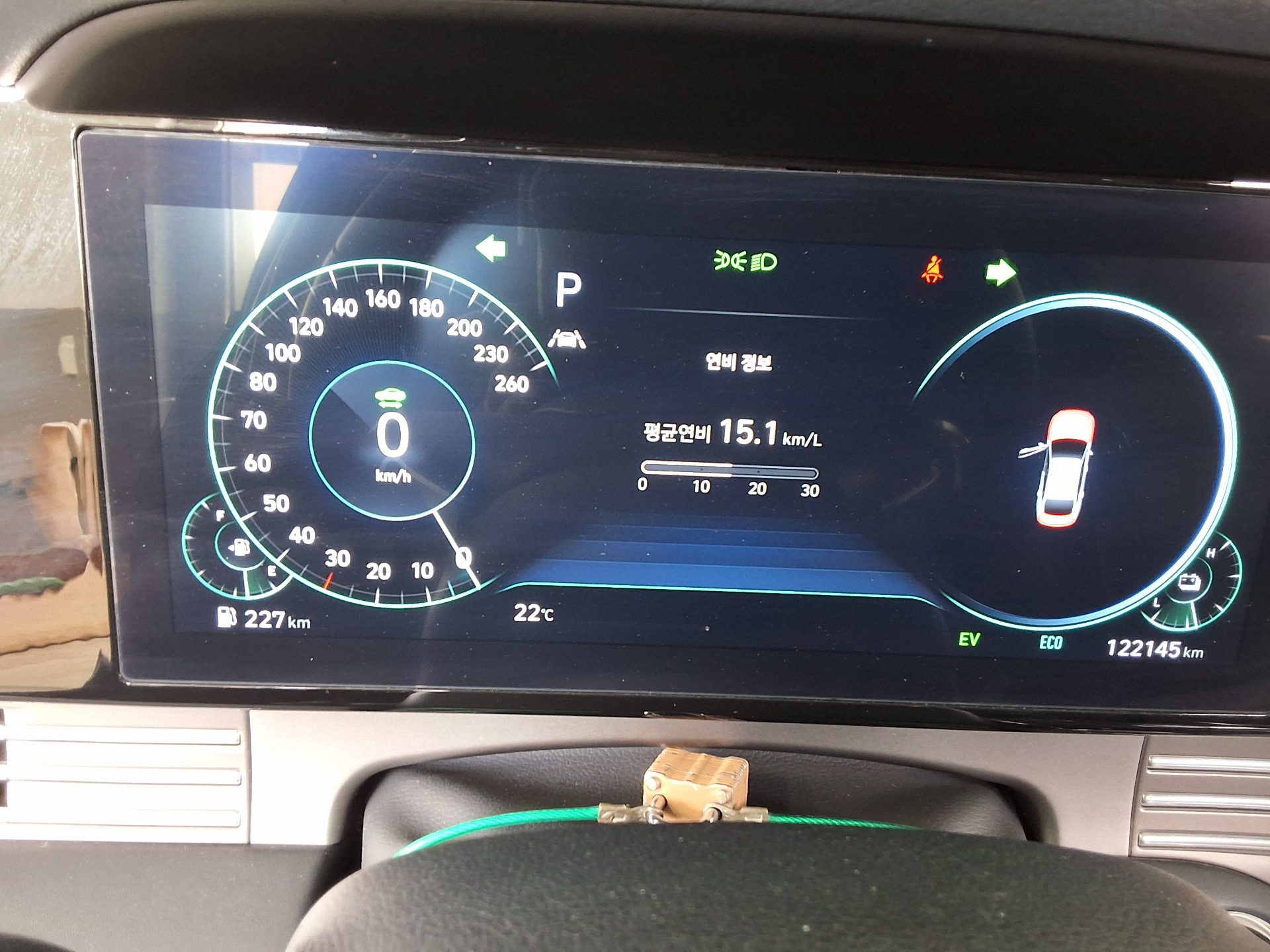 HYUNDAI THE NEW GRANDEUR IG HYBRID 2.4 HEV LE BLANC 2023 - zdjęcie 10