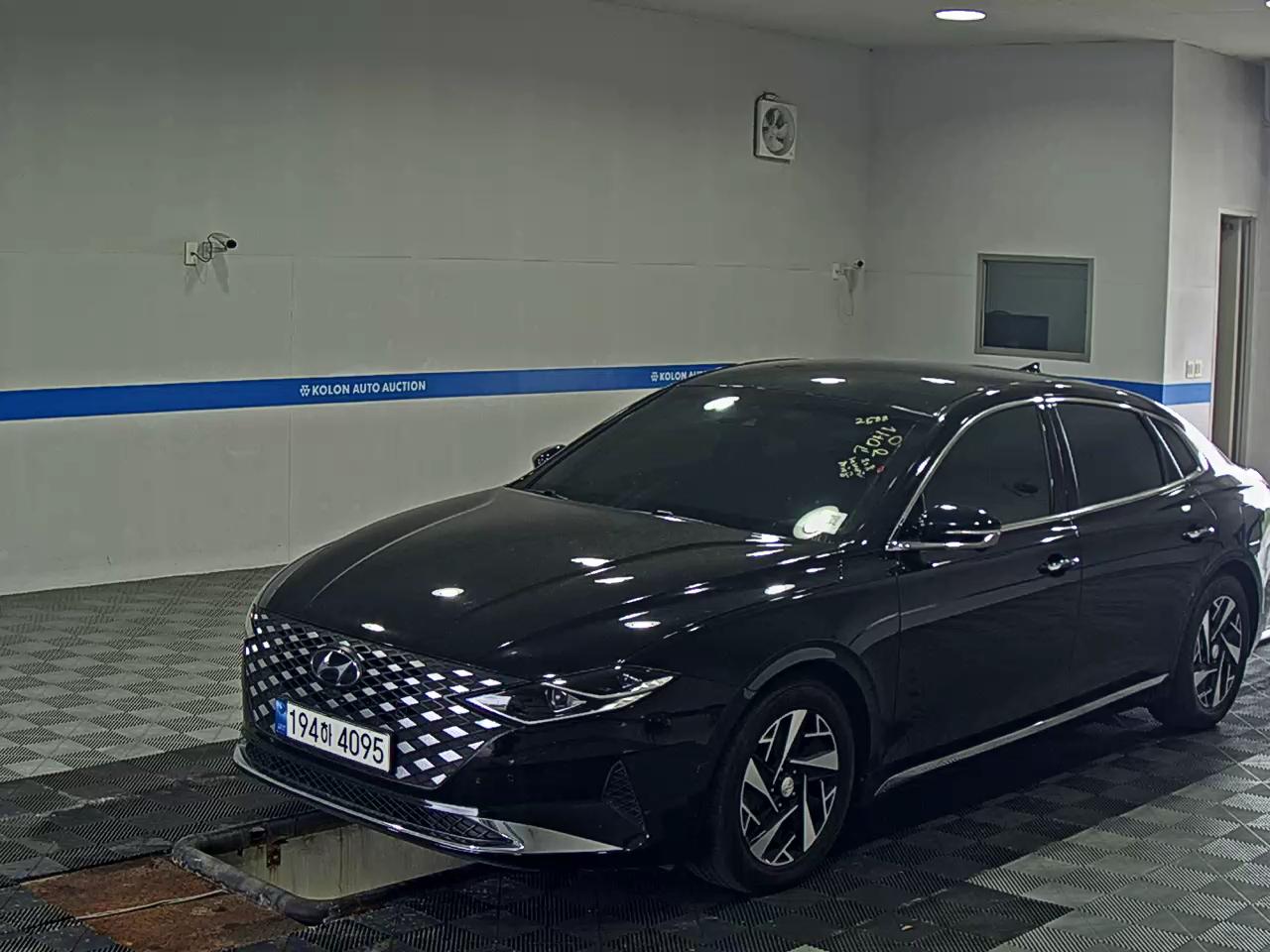 HYUNDAI THE NEW GRANDEUR IG HYBRID 2.4 HEV LE BLANC 2023 - zdjęcie 2