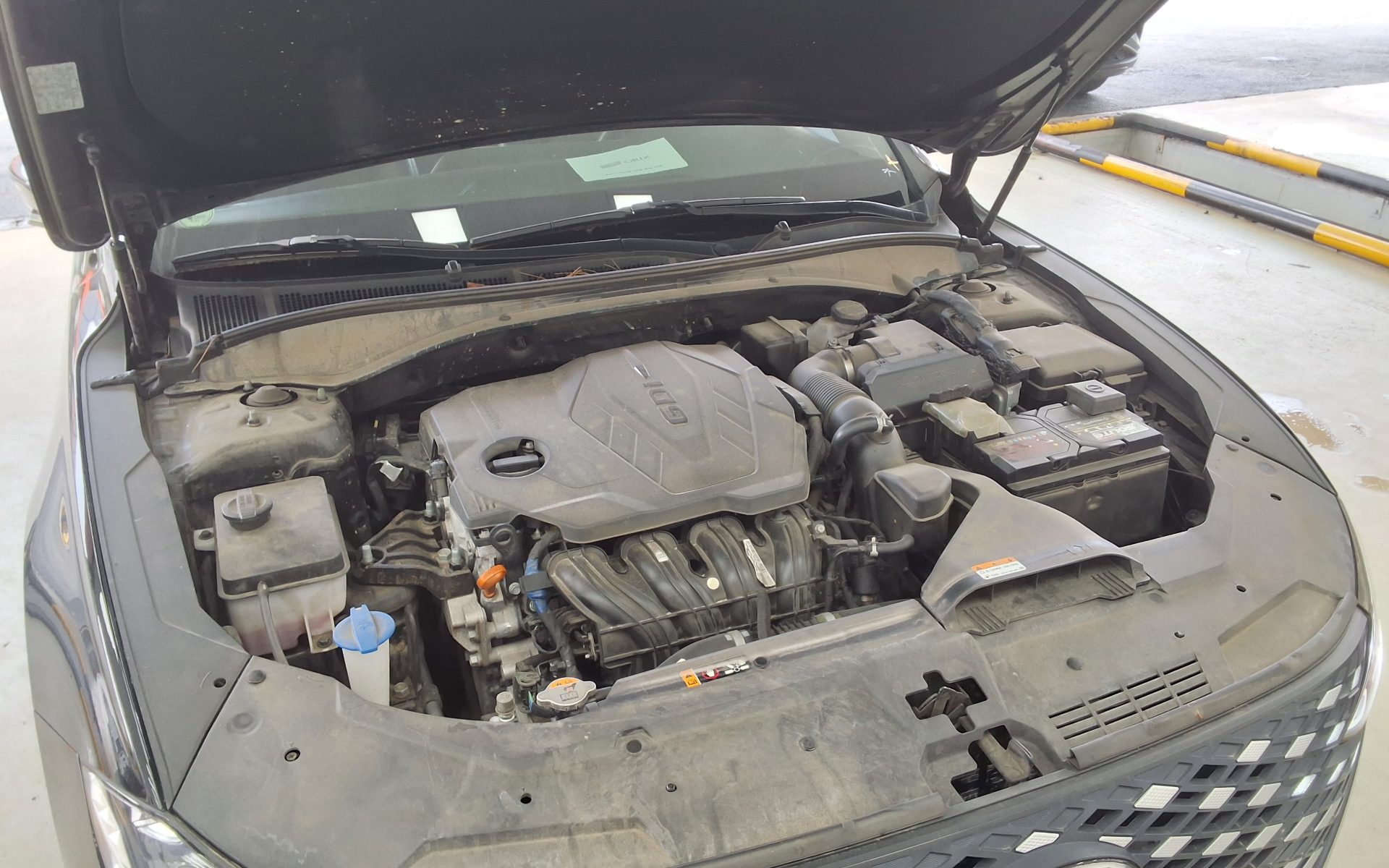HYUNDAI THE NEW GRANDEUR IG GASOLINE 2.5 LE BLANC 2023 - zdjęcie 30