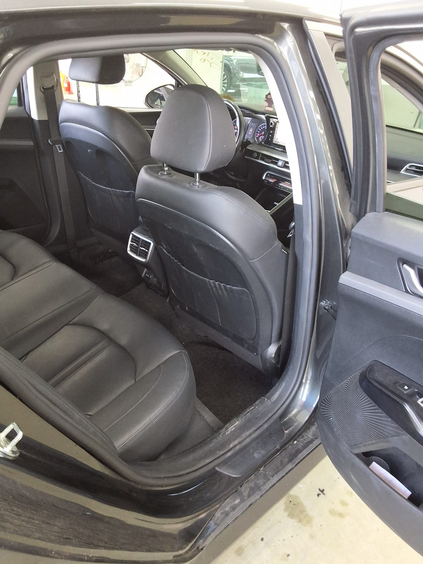 KIA NEW K5 (DL3) 2.0 GASOLINE PRESTIGE 2022 - zdjęcie 18