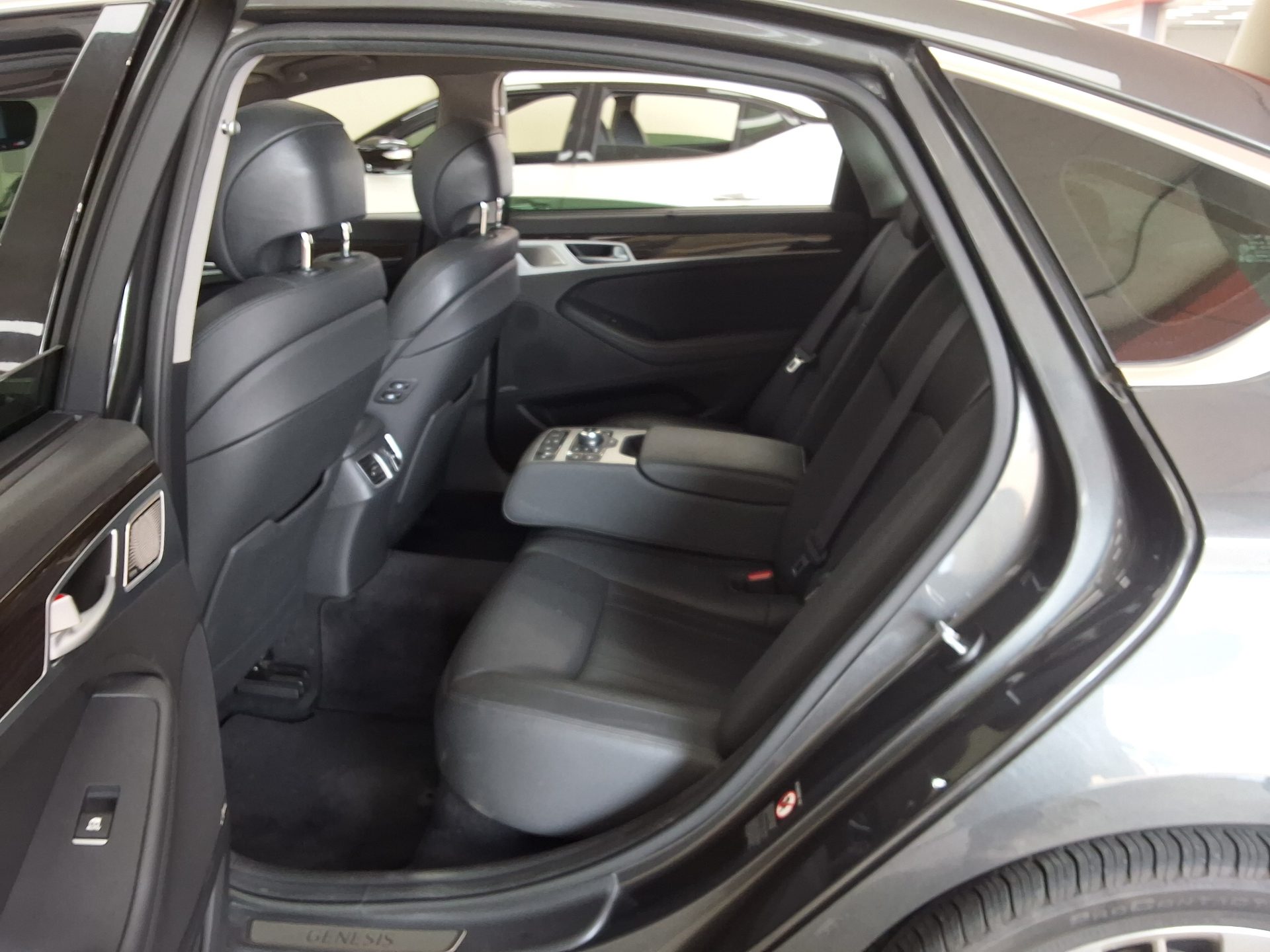 GENESIS G80 3.3 GDi AWD PREMIUM LUXURY 2017 - zdjęcie 13
