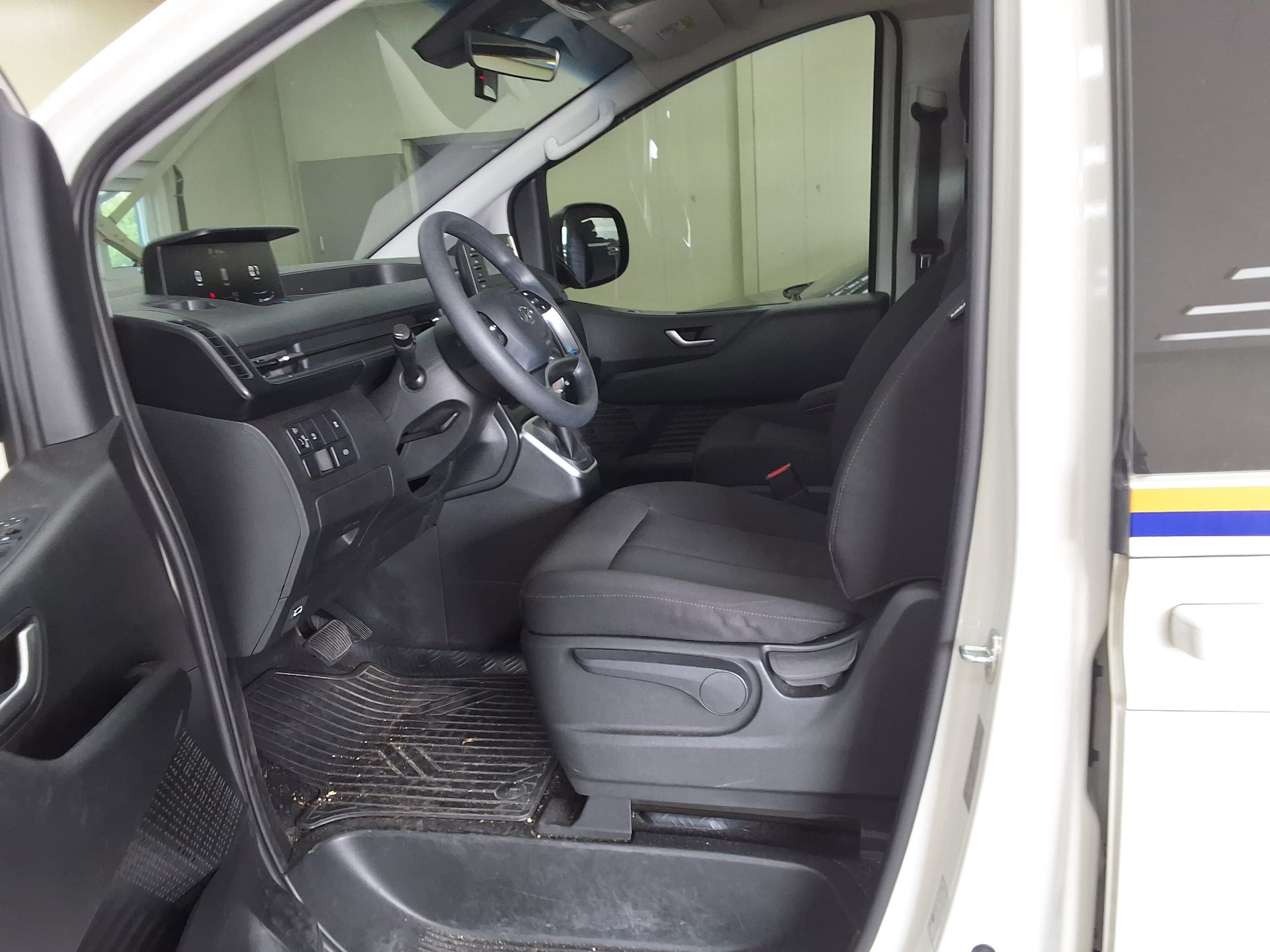 HYUNDAI STARIA 2.2 DIESEL CARGO 5-SEATER SMART 2022 - zdjęcie 11