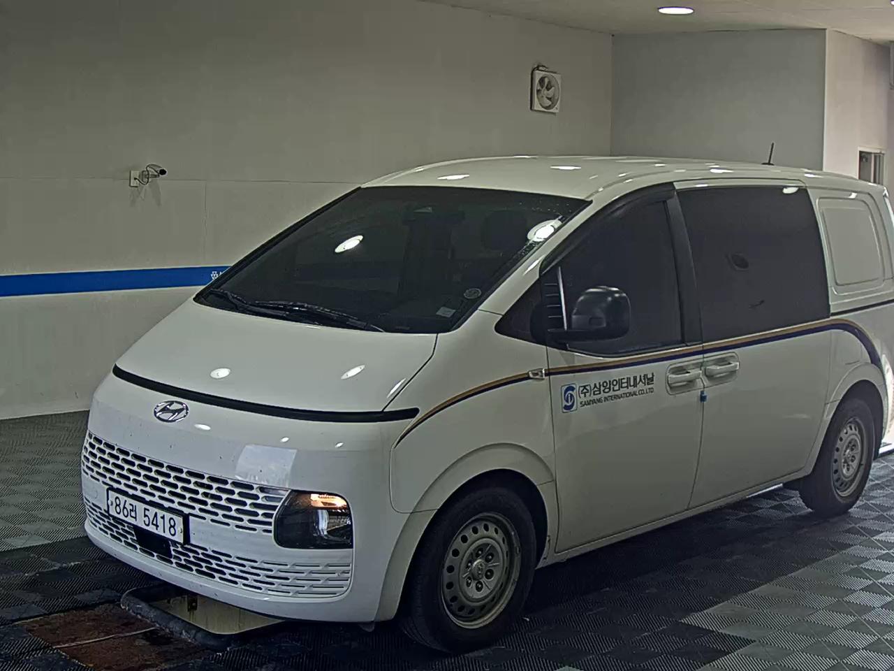 HYUNDAI STARIA 2.2 DIESEL CARGO 5-SEATER SMART 2022 - zdjęcie 2