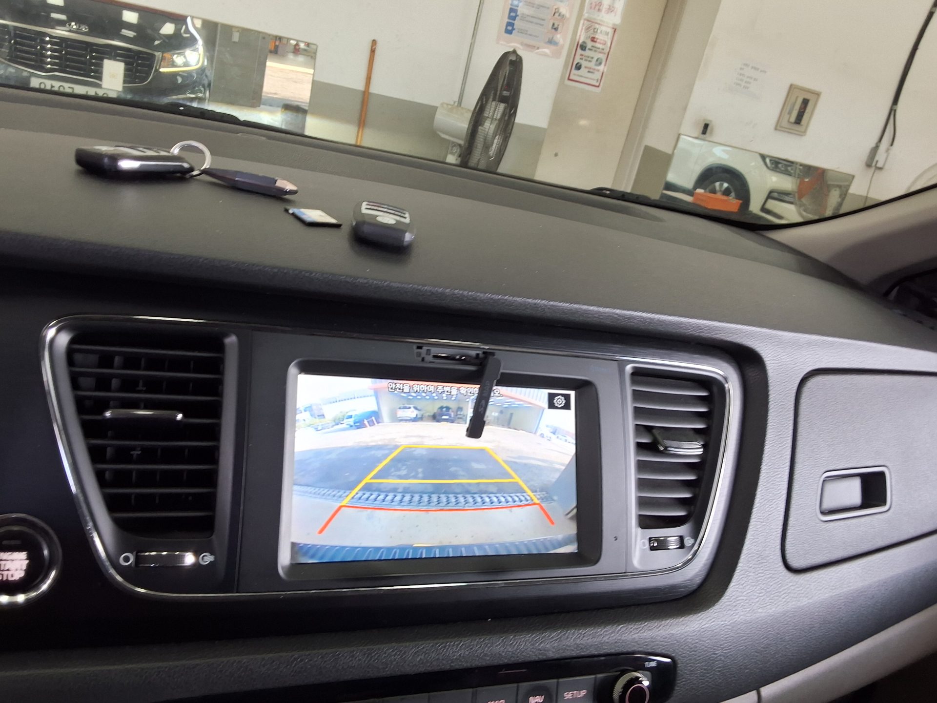 KIA THE NEW CARNIVAL 9-SEATER DIESEL LUXURY 2019 - zdjęcie 18